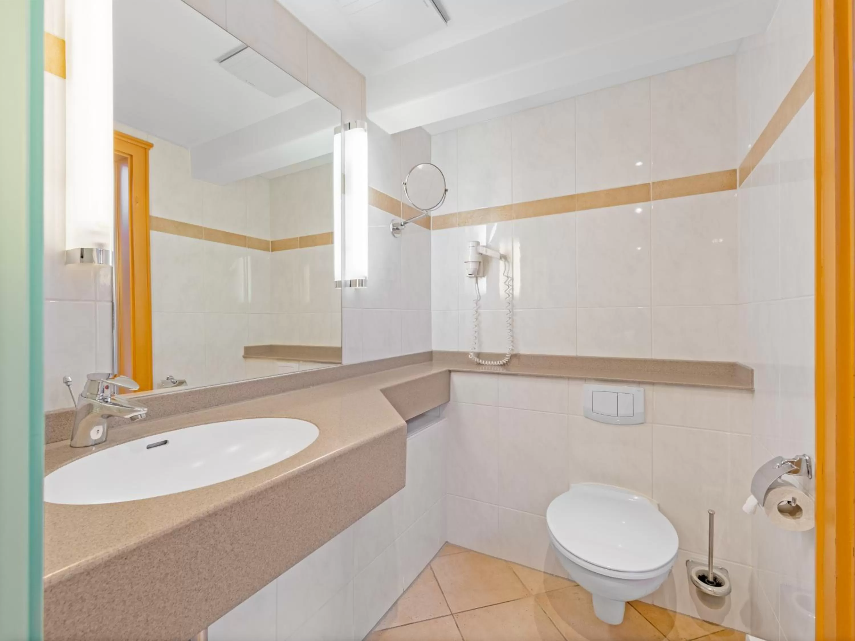 Toilet in Landhotel Gabriele