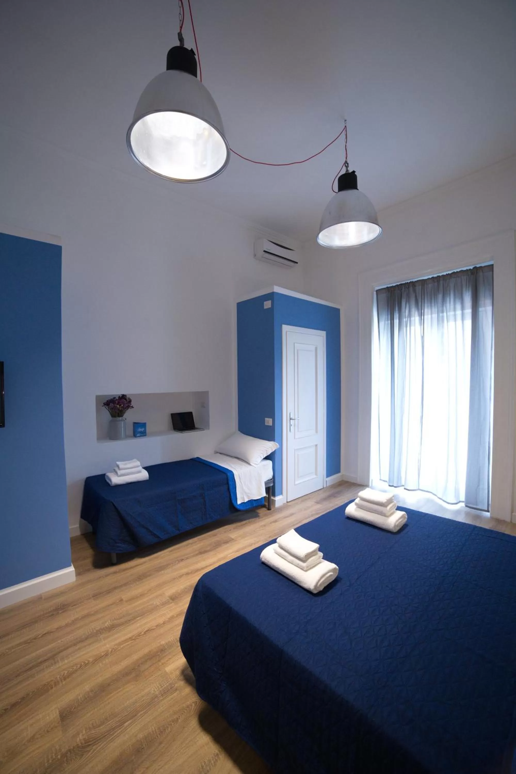 Bed in Borgo Vergini Garden B&B