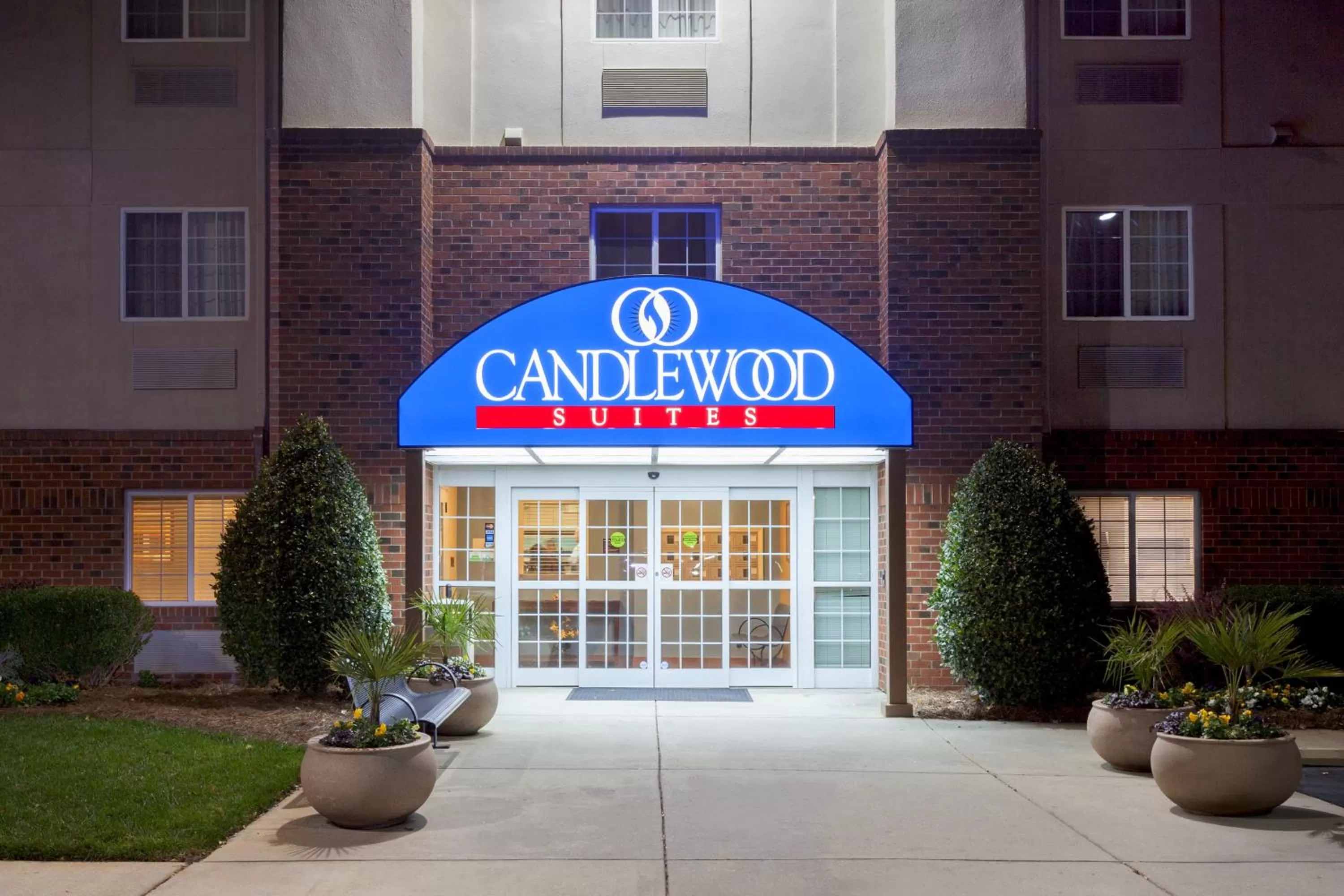 Property building in Candlewood Suites Raleigh Crabtree by IHG