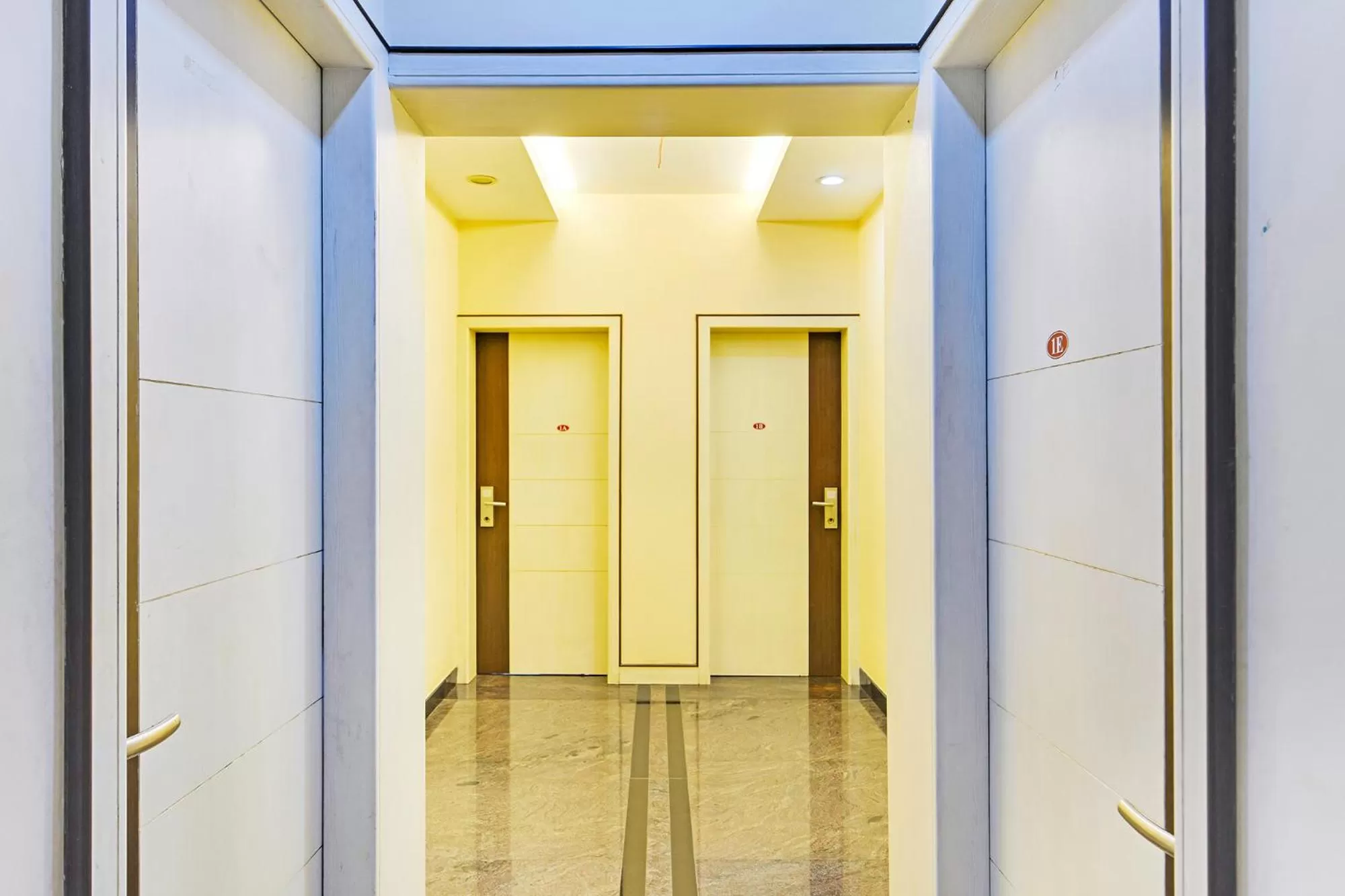 Lobby or reception in FabHotel B Zone - Nr US Consulate