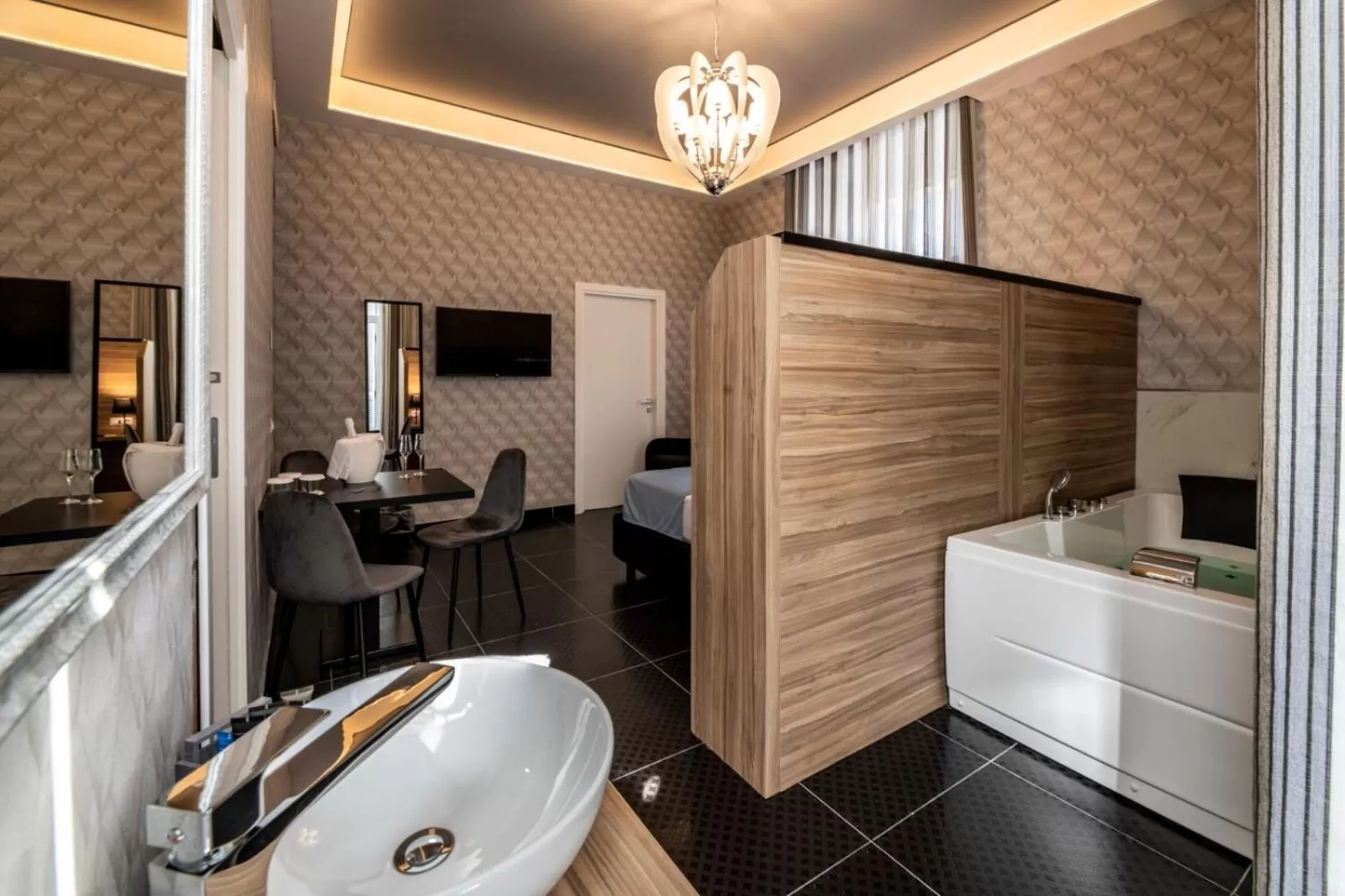 Luna Luxury Bed and Breakfast