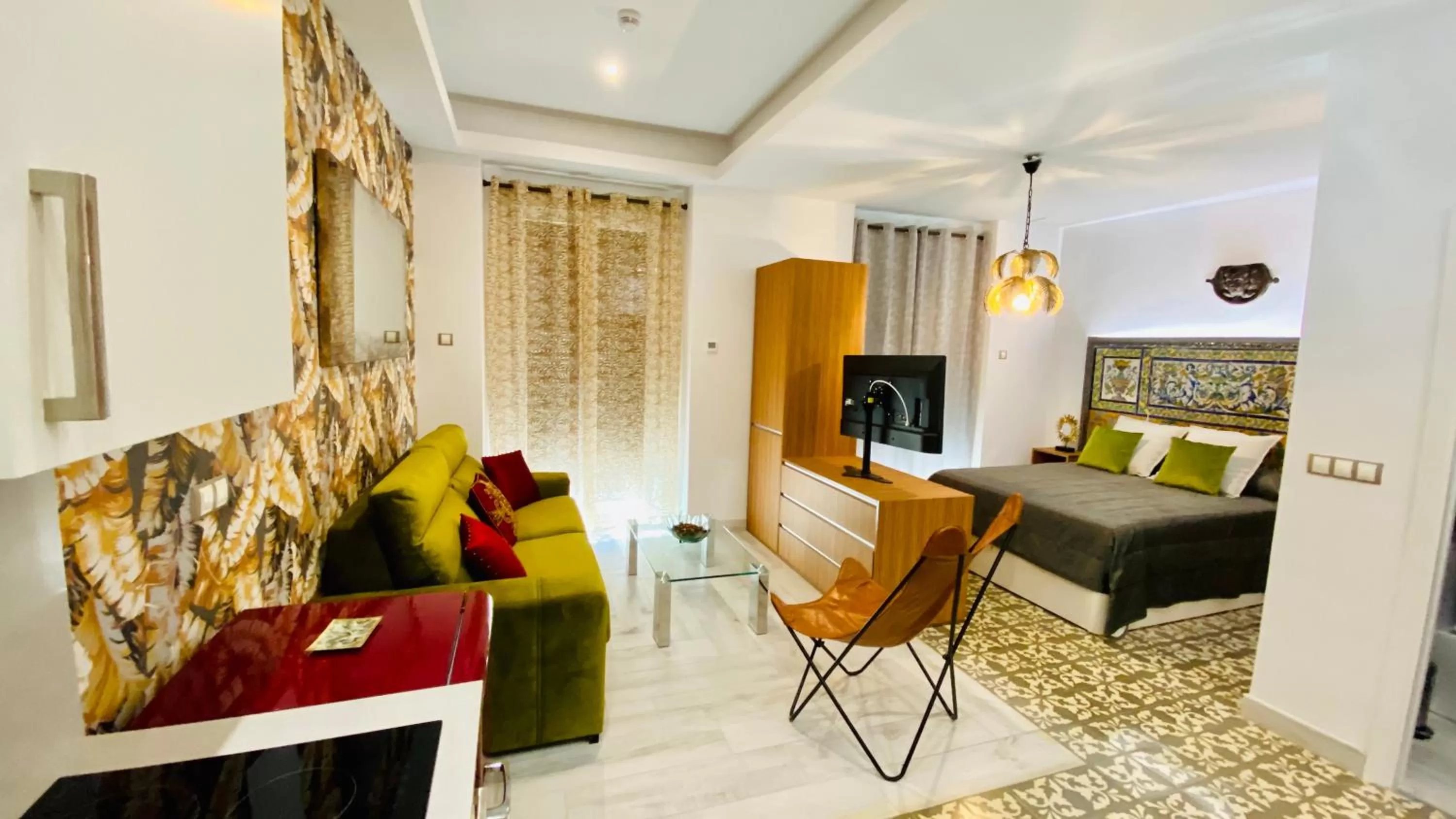 Deluxe Studio in Apartamentos "El Escondite de Triana"