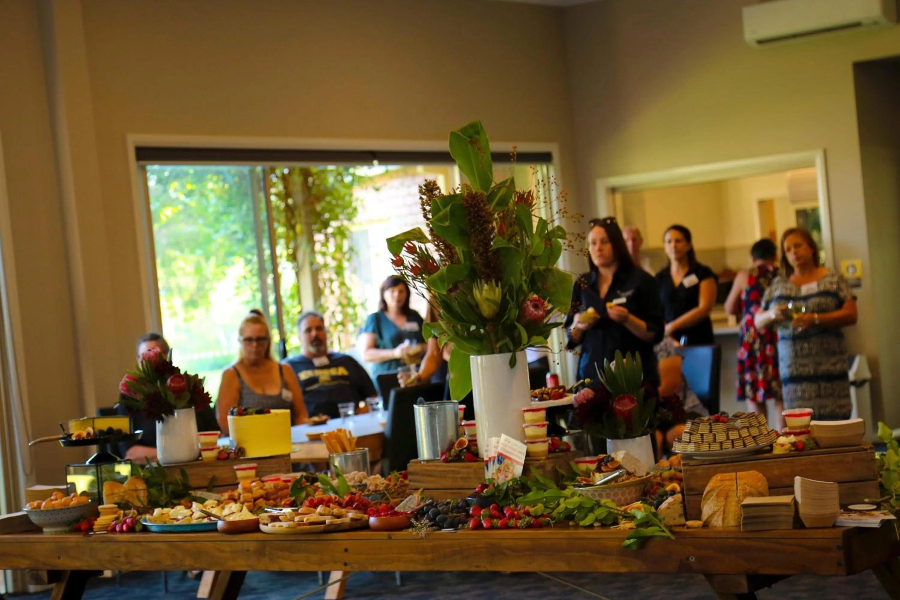 Restaurant/places to eat in Cadell On The Murray Motel