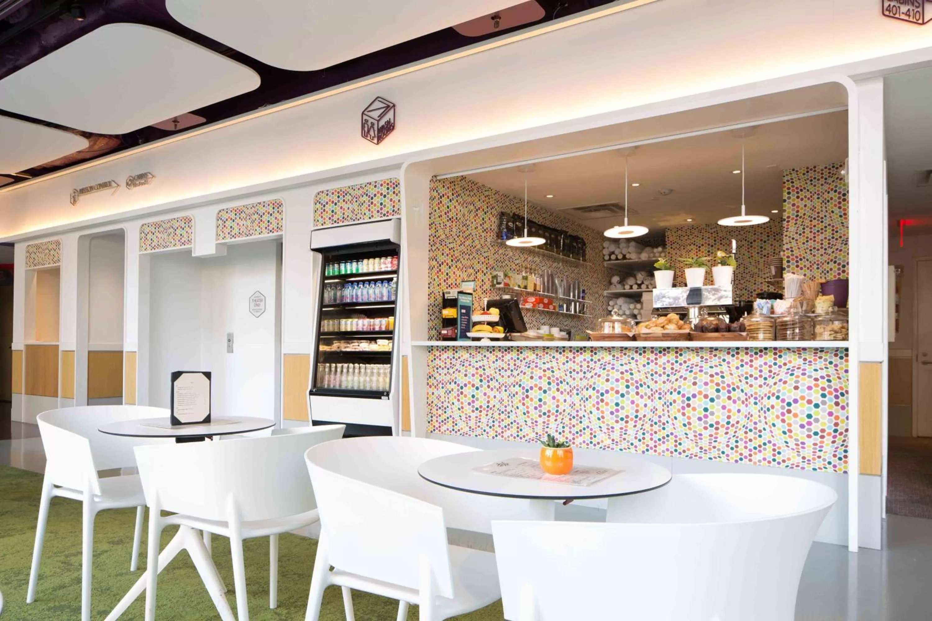 Restaurant/places to eat in YOTEL New York Times Square