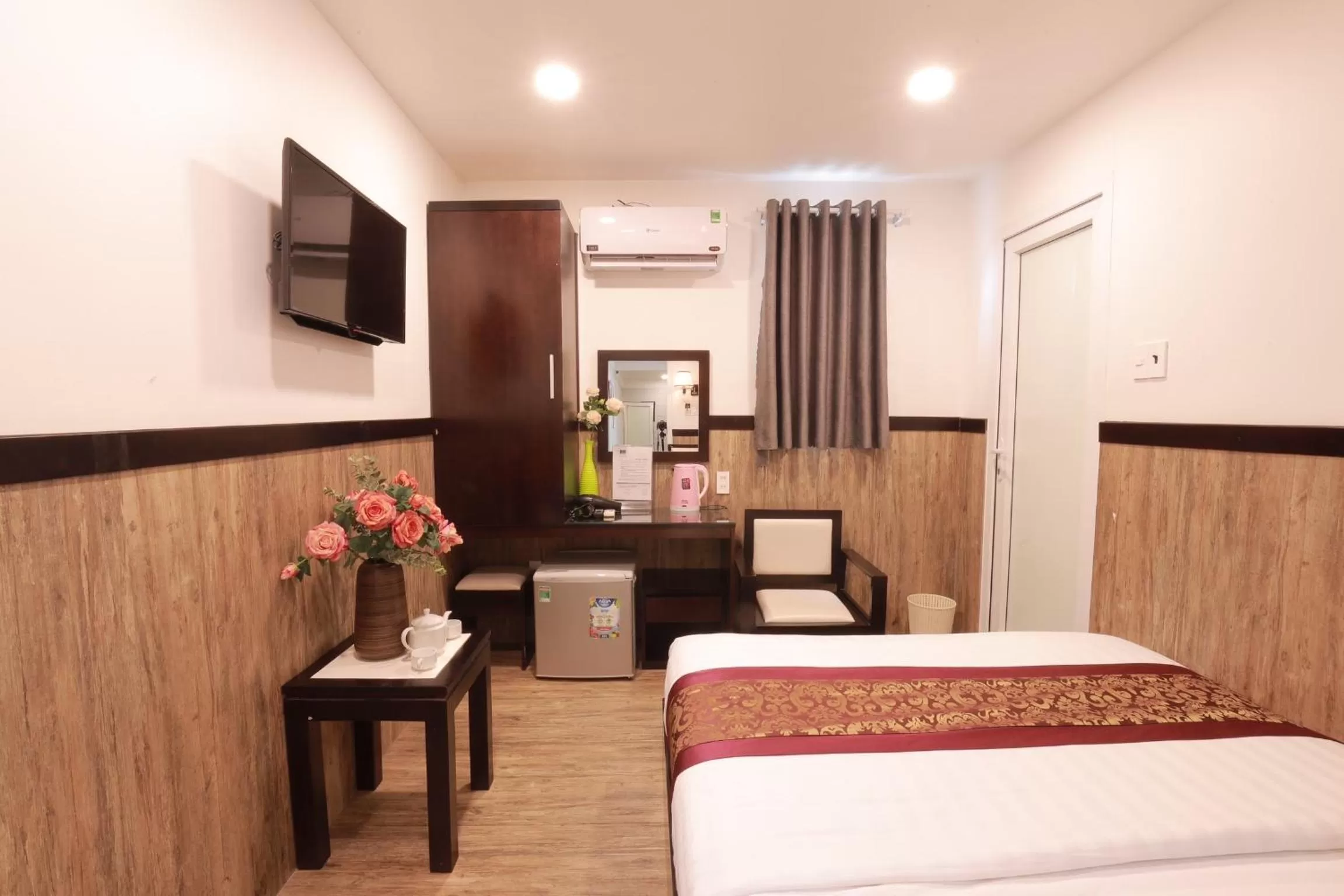 Bed in Hotel Minh Hang