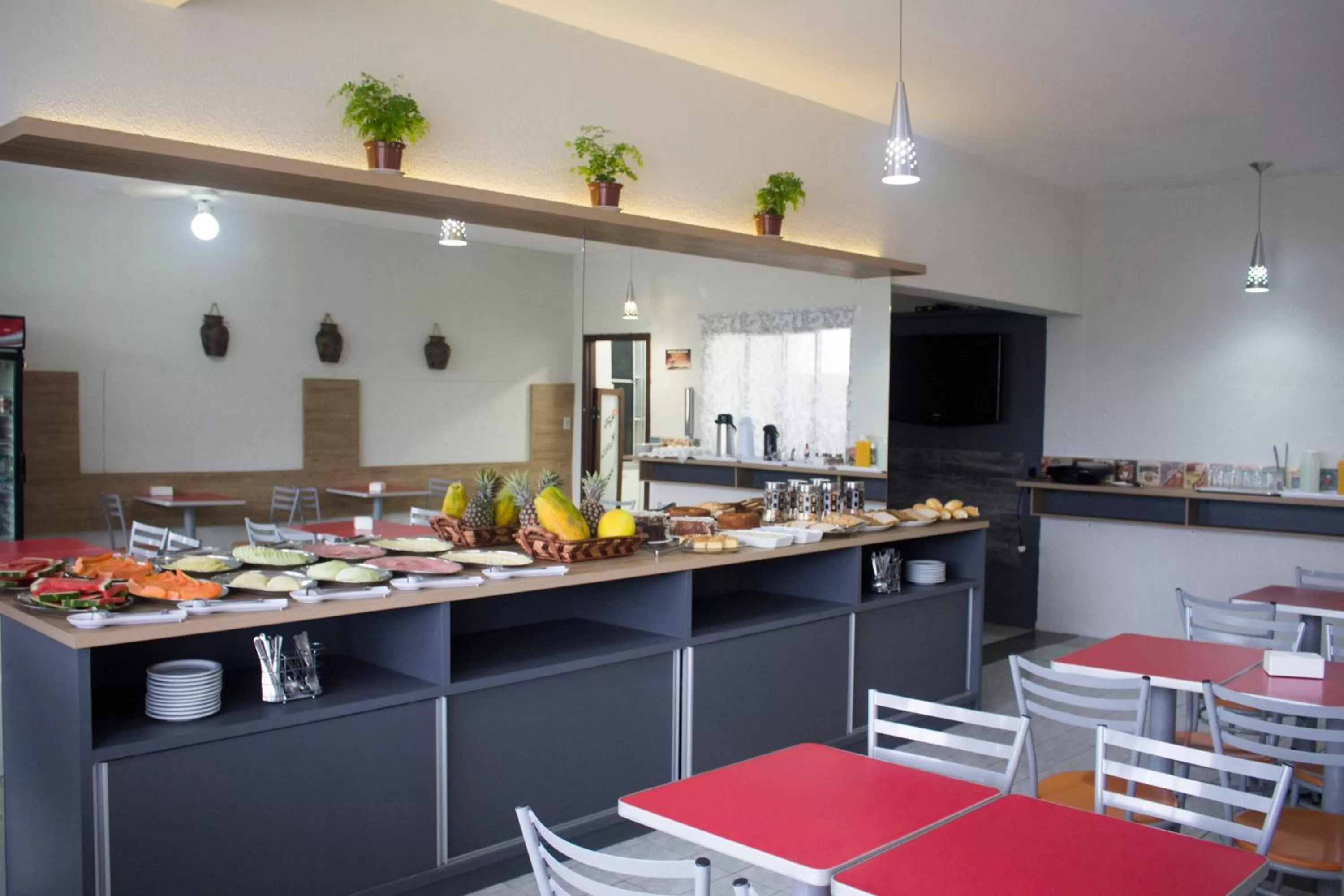 Restaurant/places to eat in Hotel Dois Irmãos