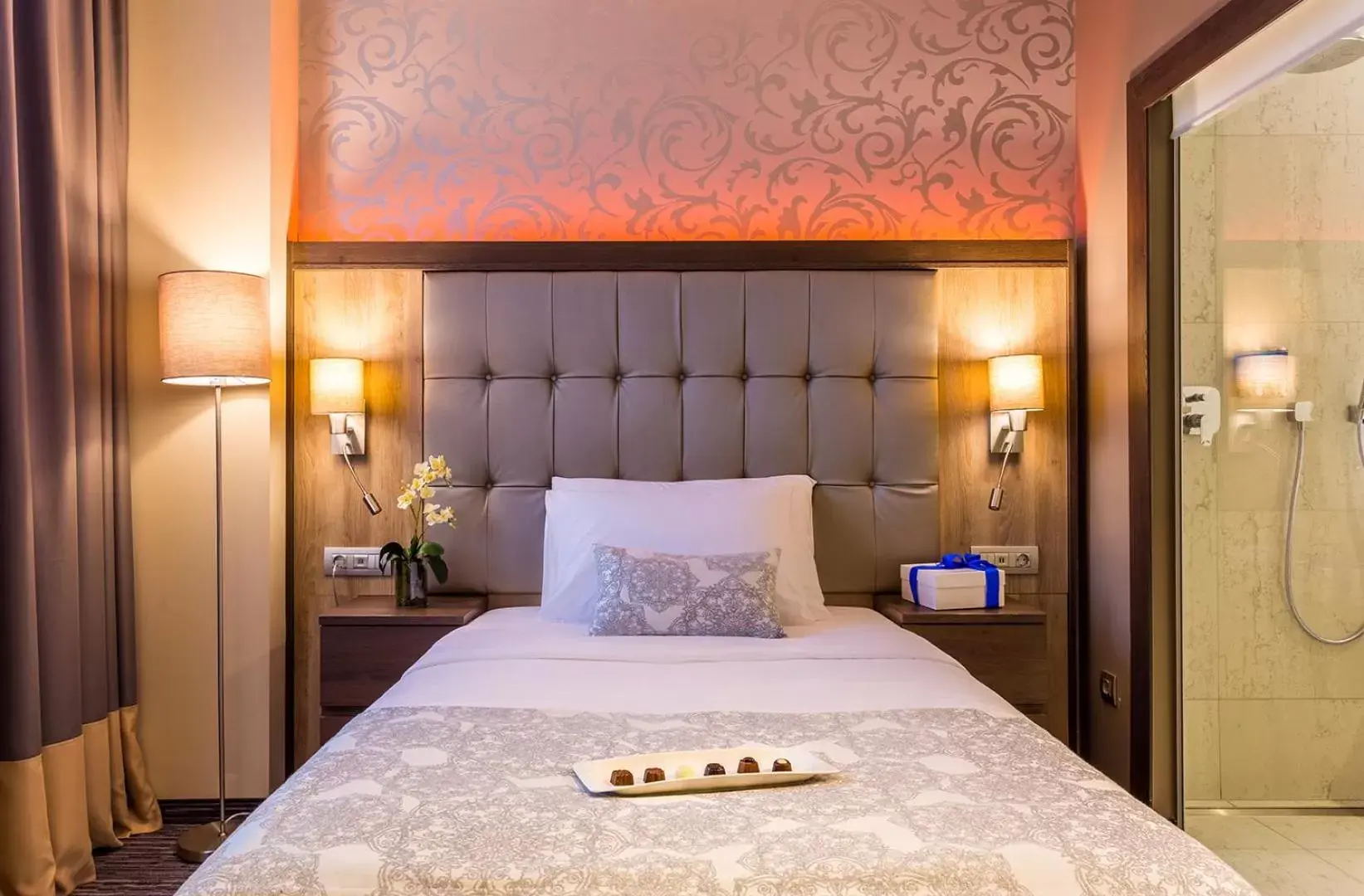 Single Room in Admiral Hotel Single Room in Admiral Hotel