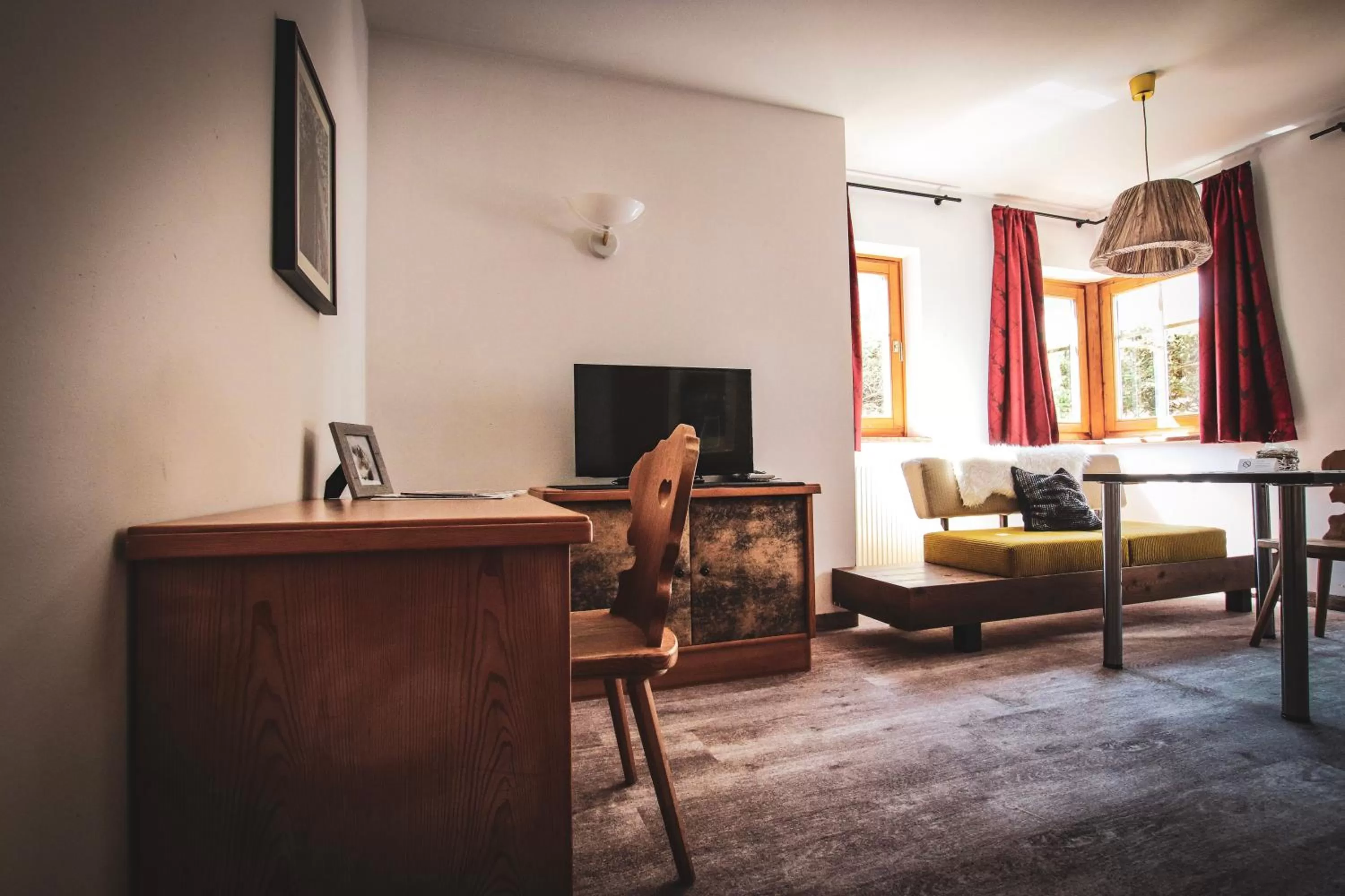 Seating area in ACTIVE by Leitner's