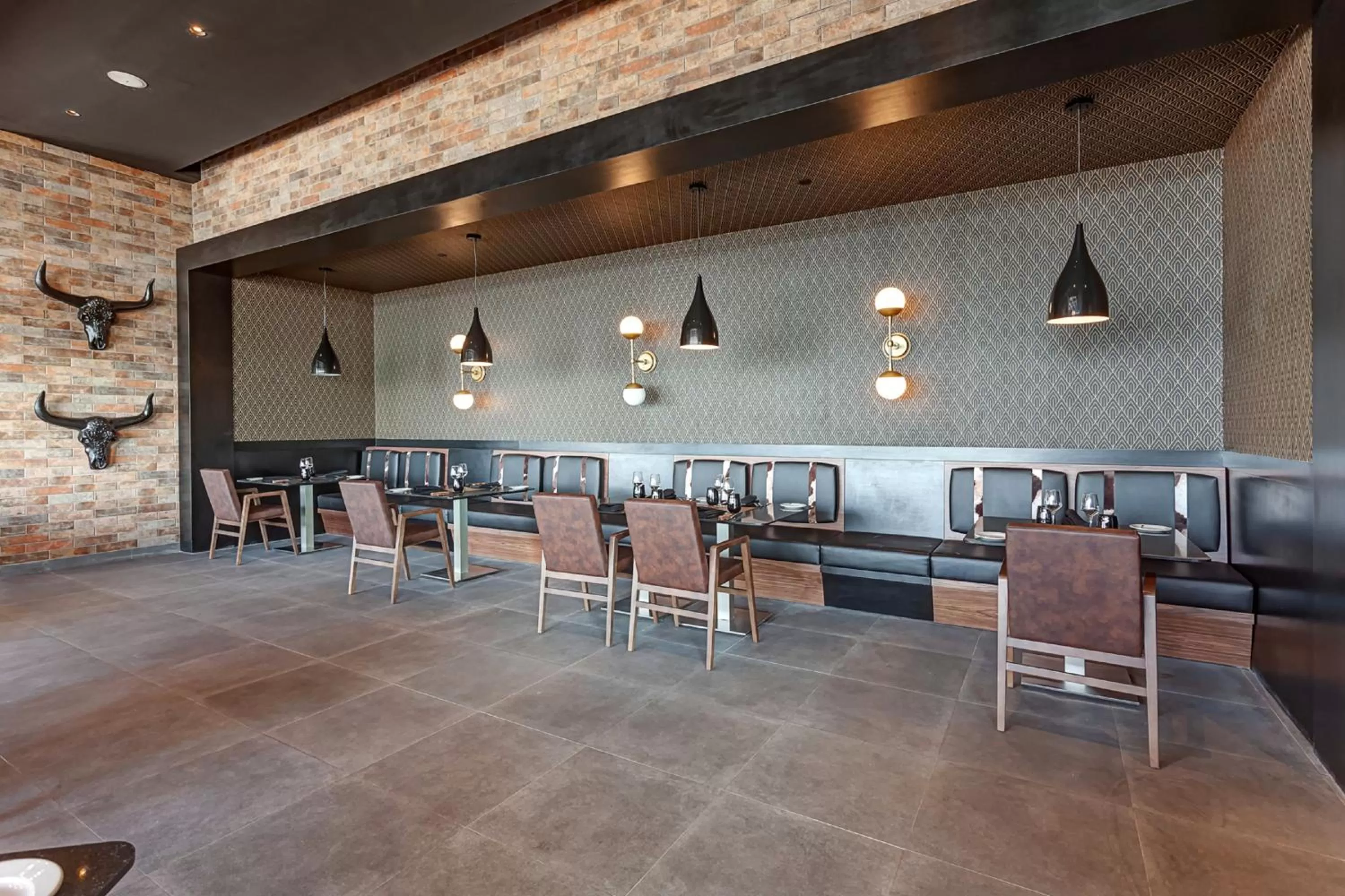 Restaurant/places to eat in Royalton CHIC Cancun, An Autograph Collection All-Inclusive Resort - Adults Only