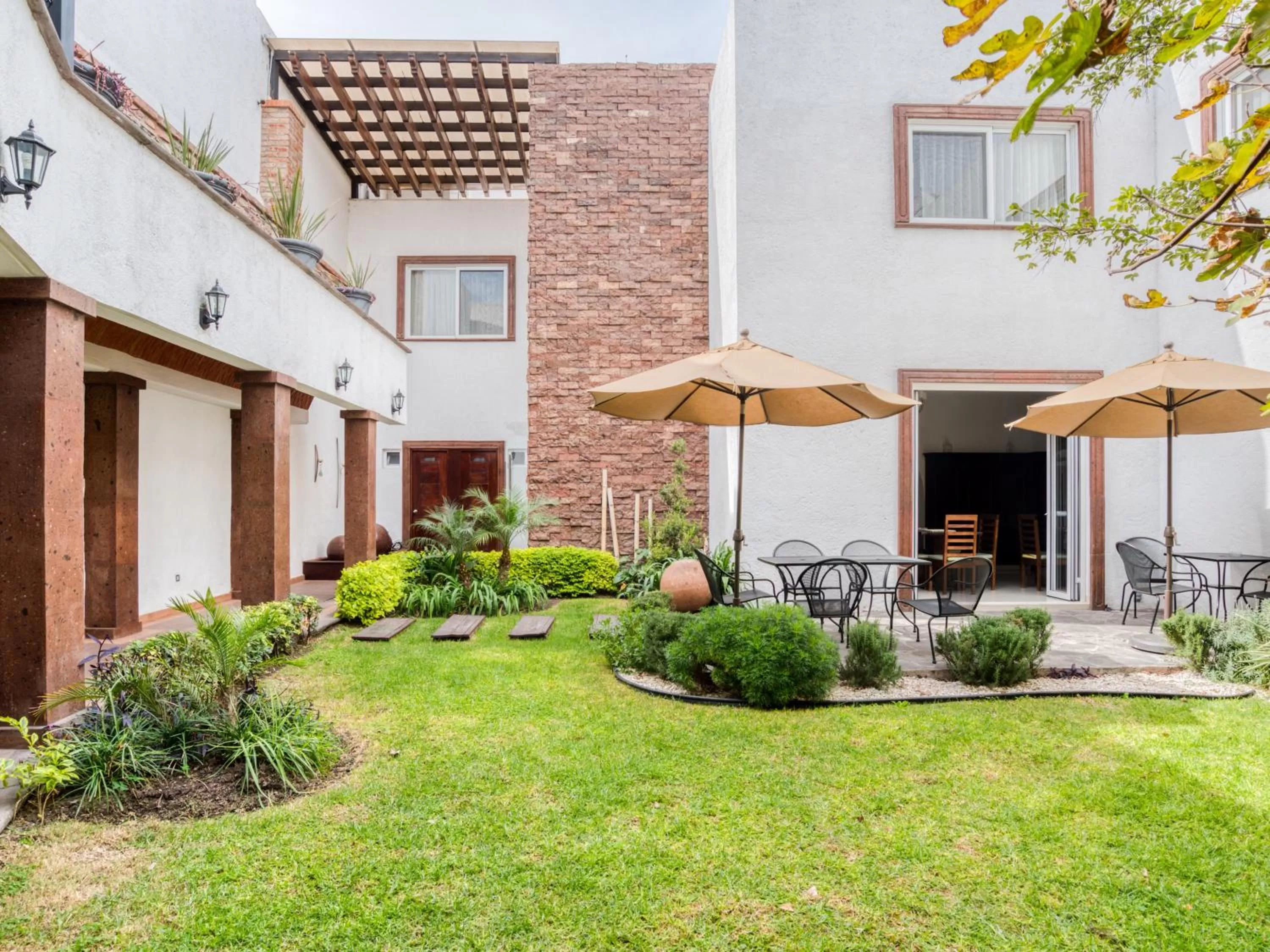 Garden in Hotel Quinta Allende