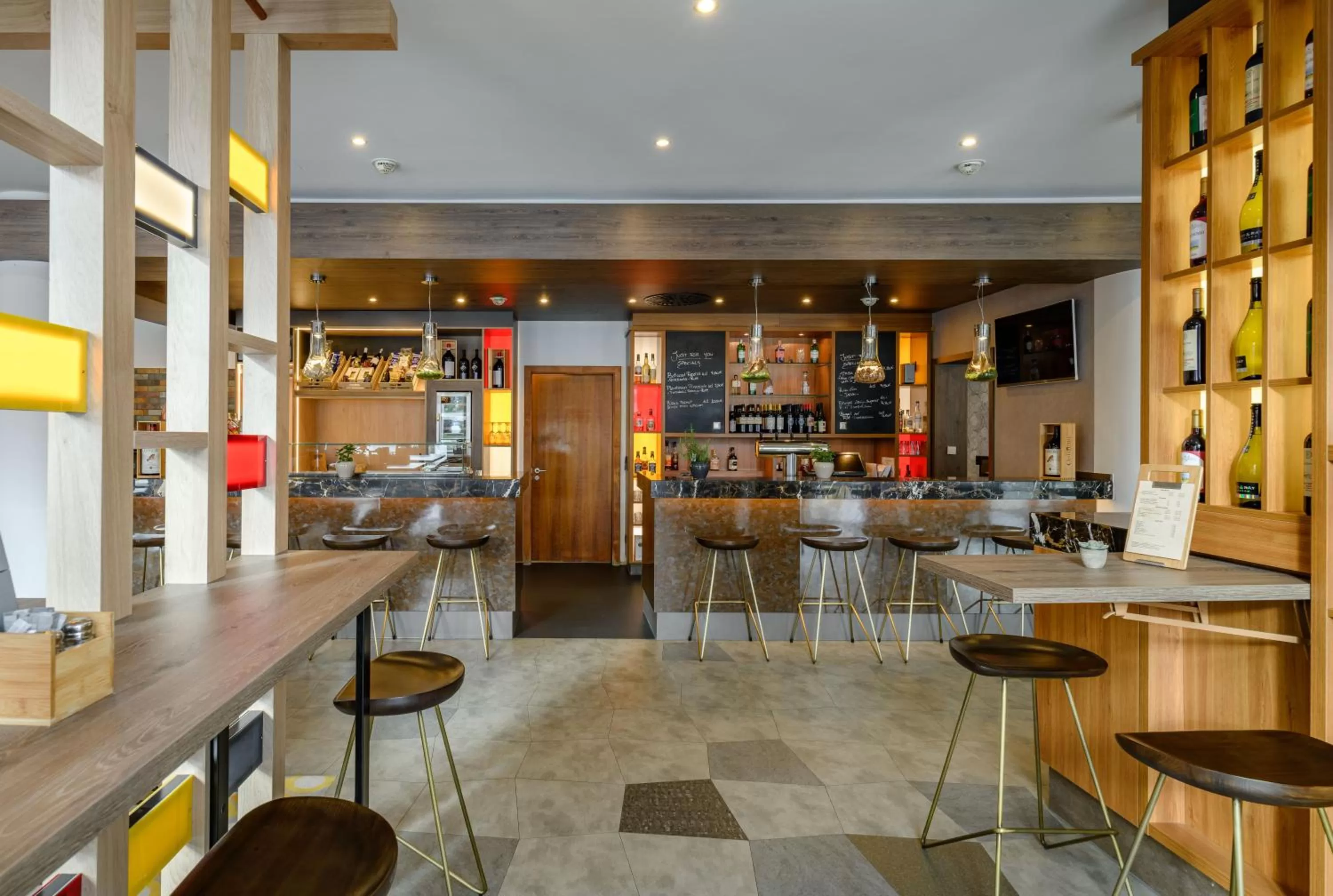 Lounge or bar in Mercure Hotel Stuttgart Gerlingen