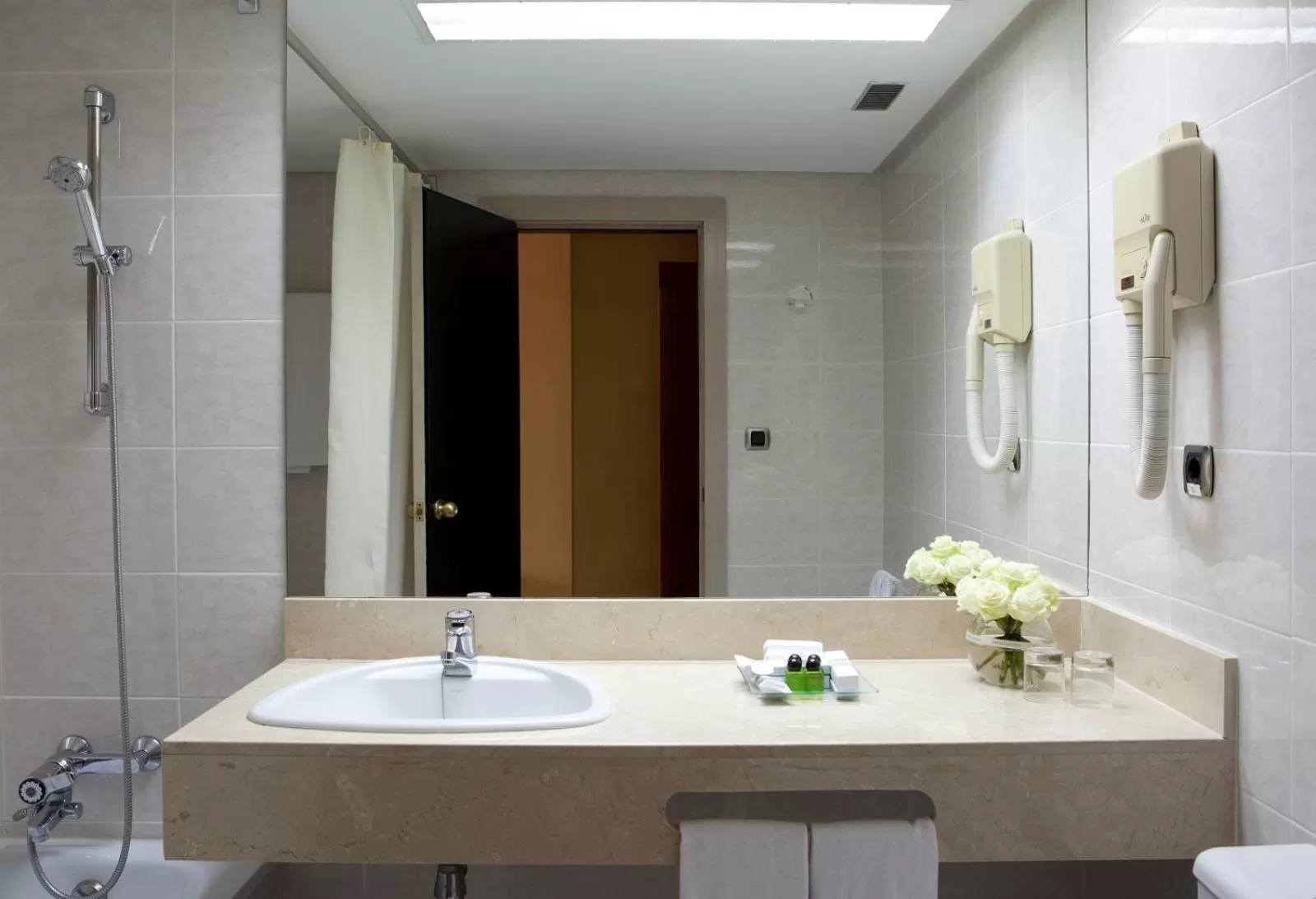 Bathroom in Intelier Rosa