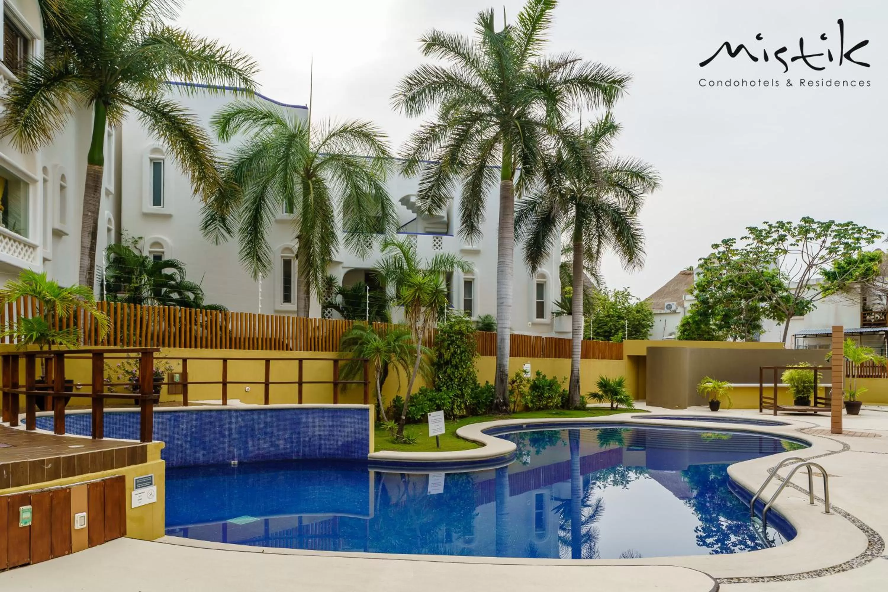 Swimming pool in Pueblito Escondido by Mistik Vacation Rentals