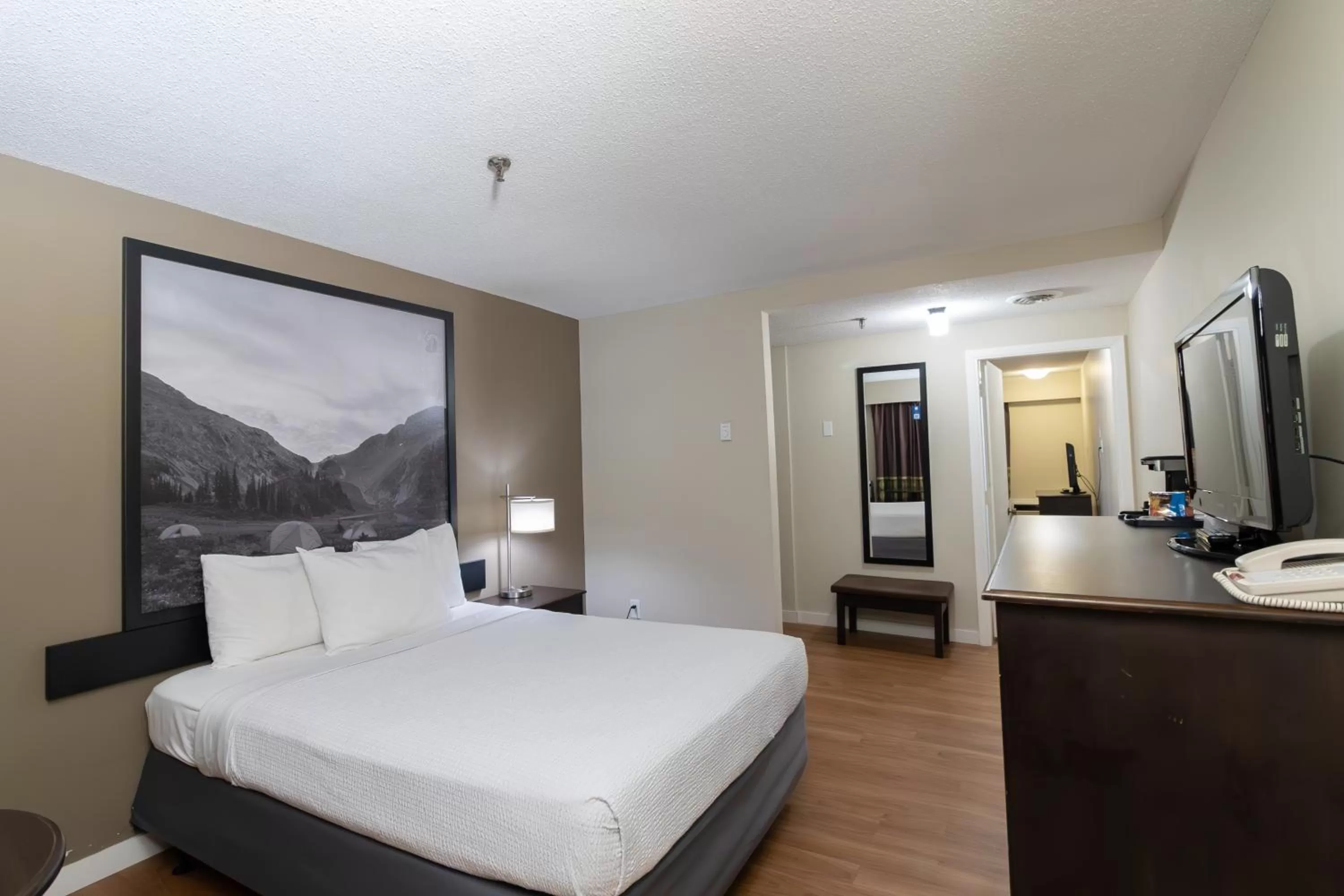 Bed in Super 8 by Wyndham Prince George