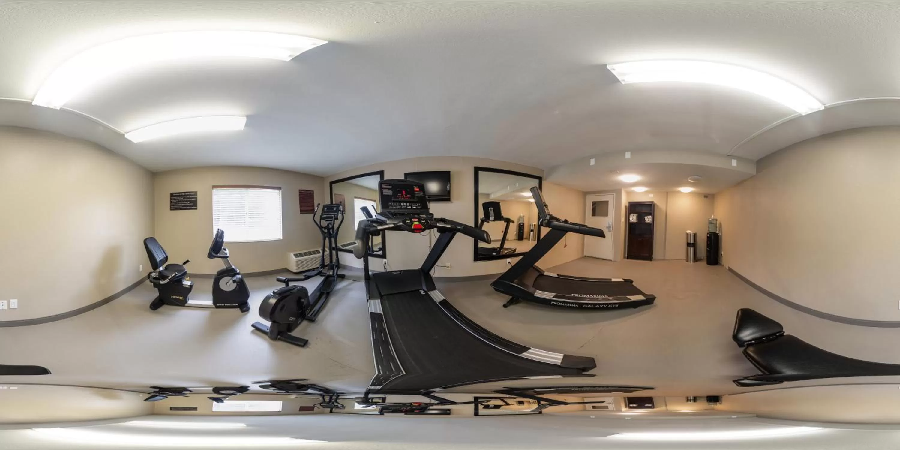 Fitness centre/facilities in MainStay Suites Savannah Midtown