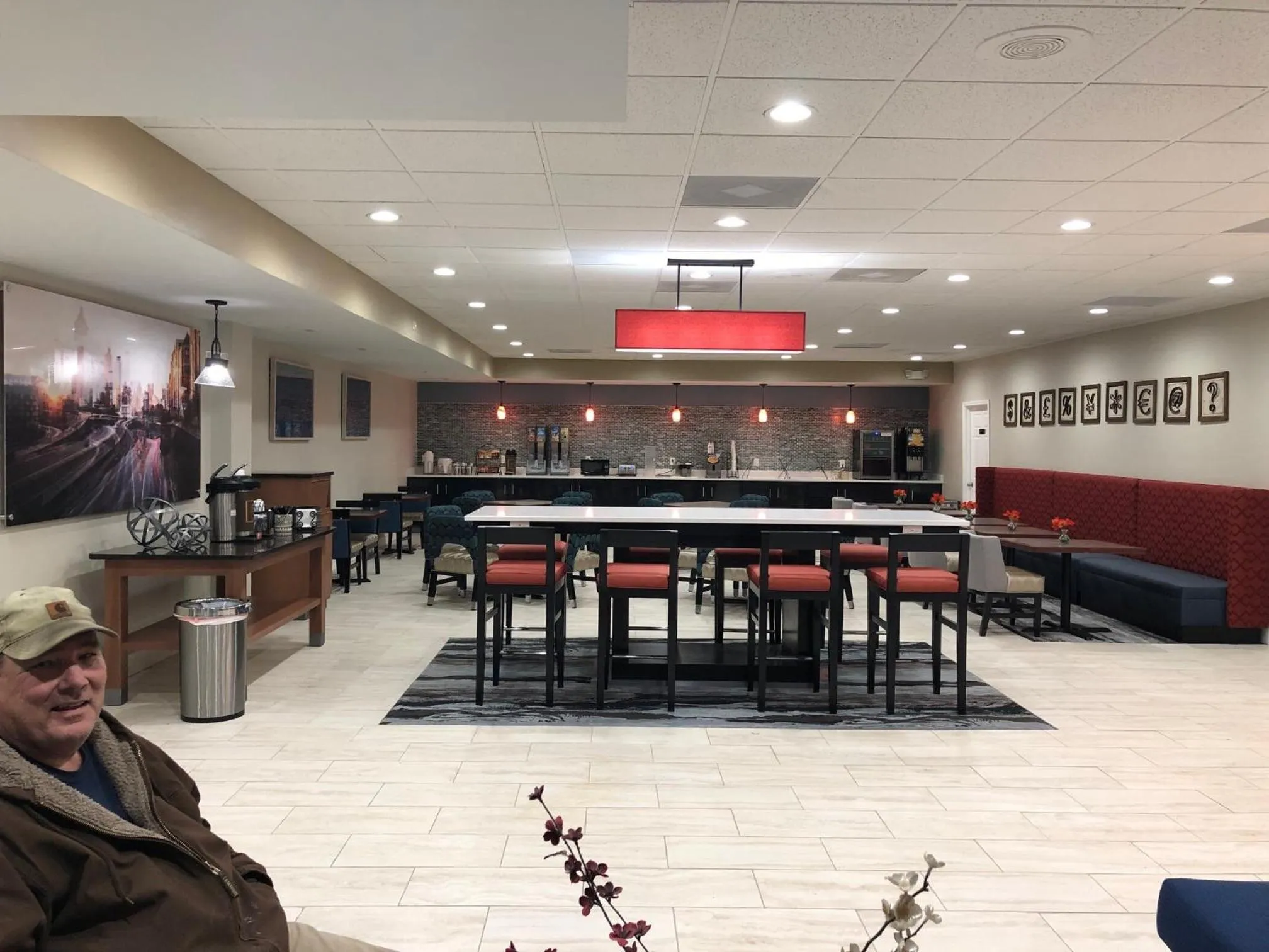 Breakfast in Quality Inn Dalton East