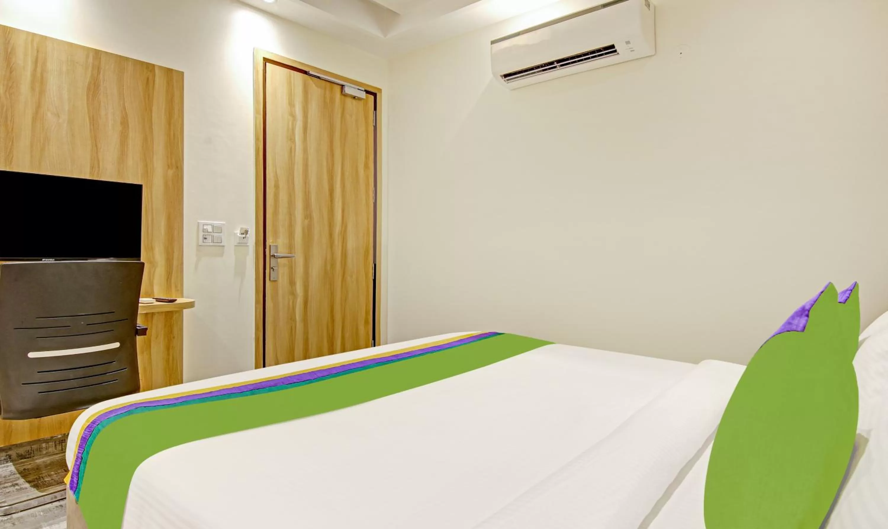 Bed in Treebo Stellar Inn