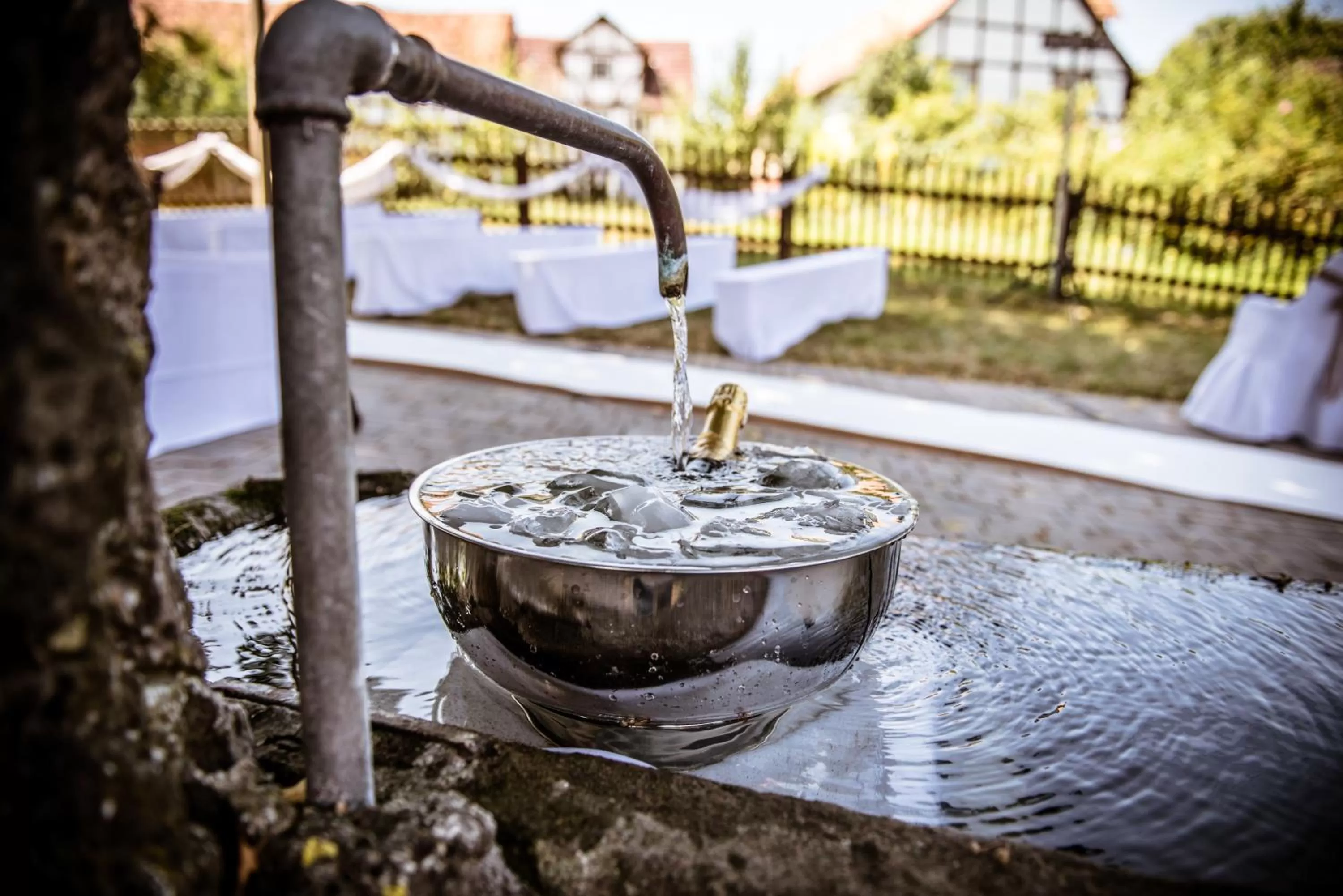 Food and drinks in Romantik Hotel Ahrenberg