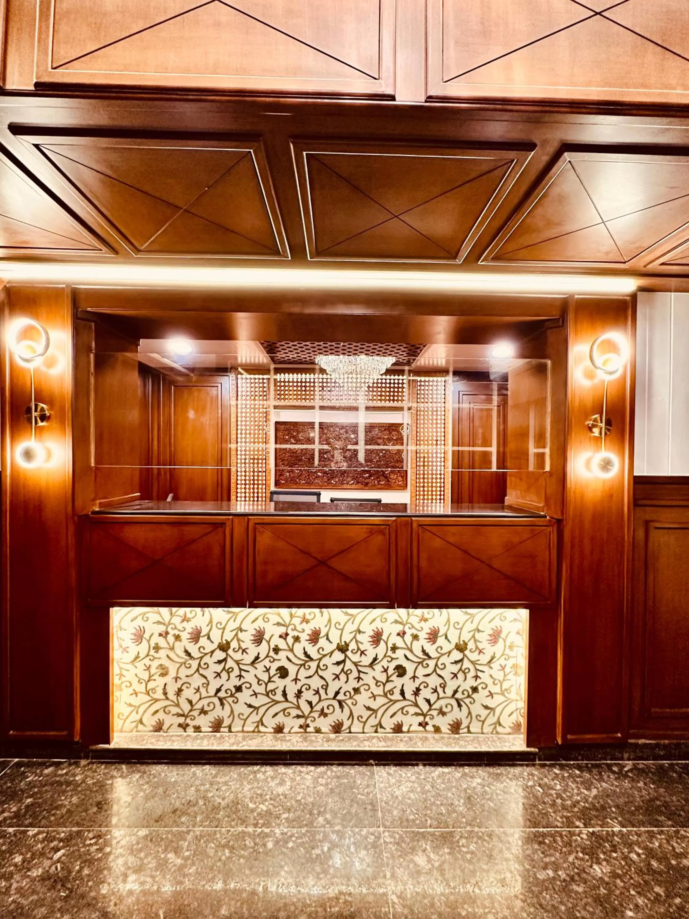 Lobby or reception in Walisons Hotel