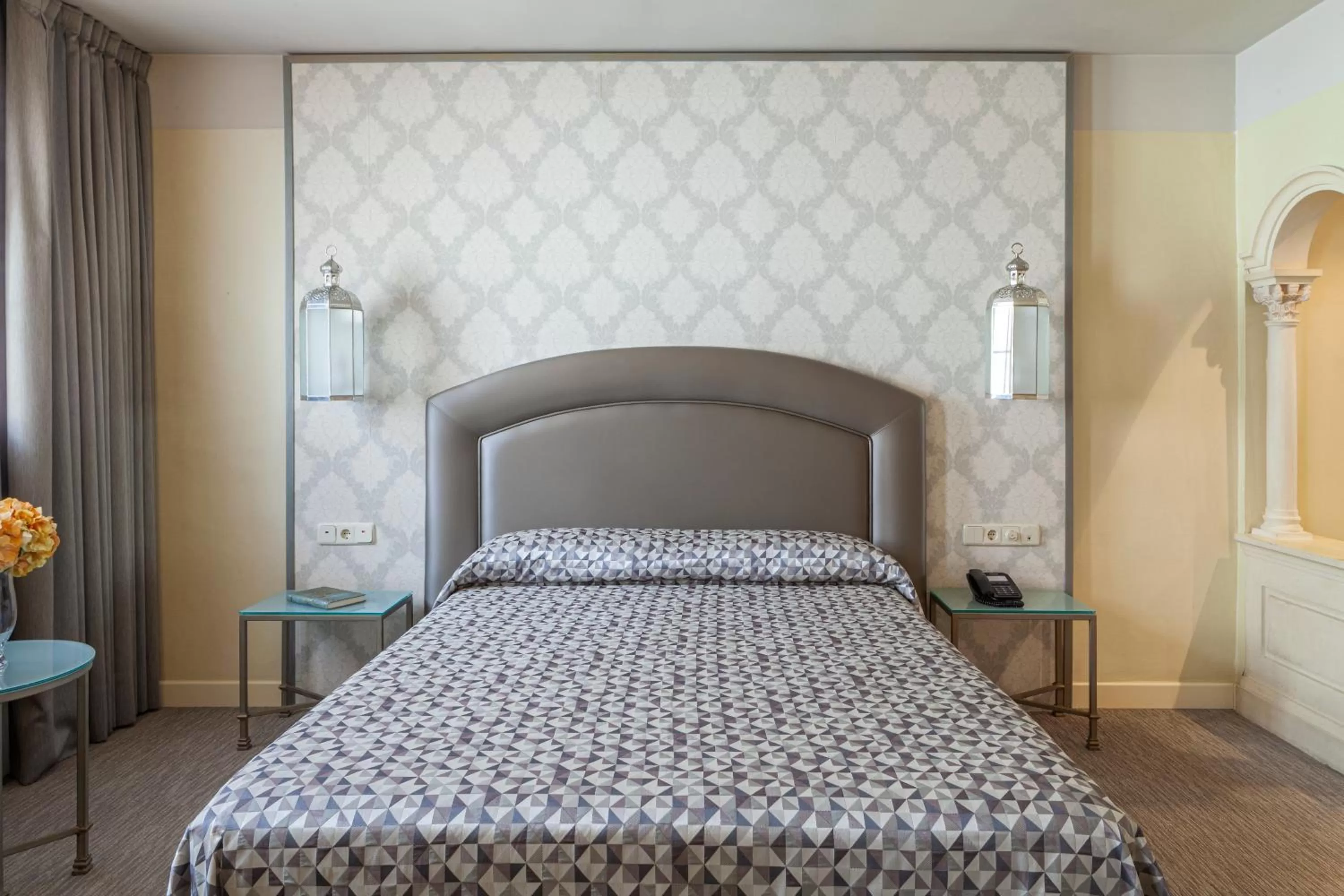 Photo of the whole room, Bed in Hotel Macià Alfaros