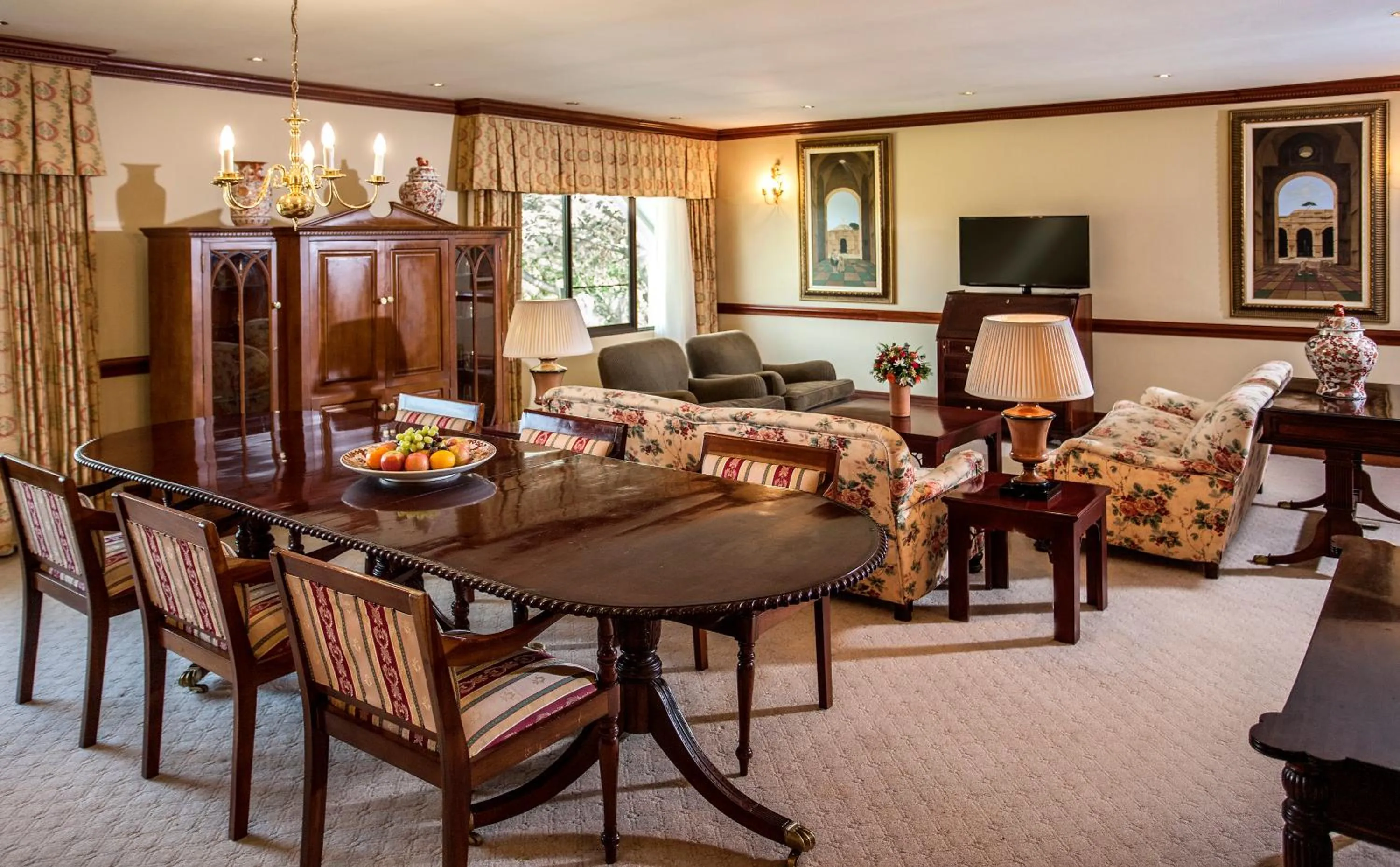 Communal lounge/ TV room in Avani Gaborone Resort & Casino