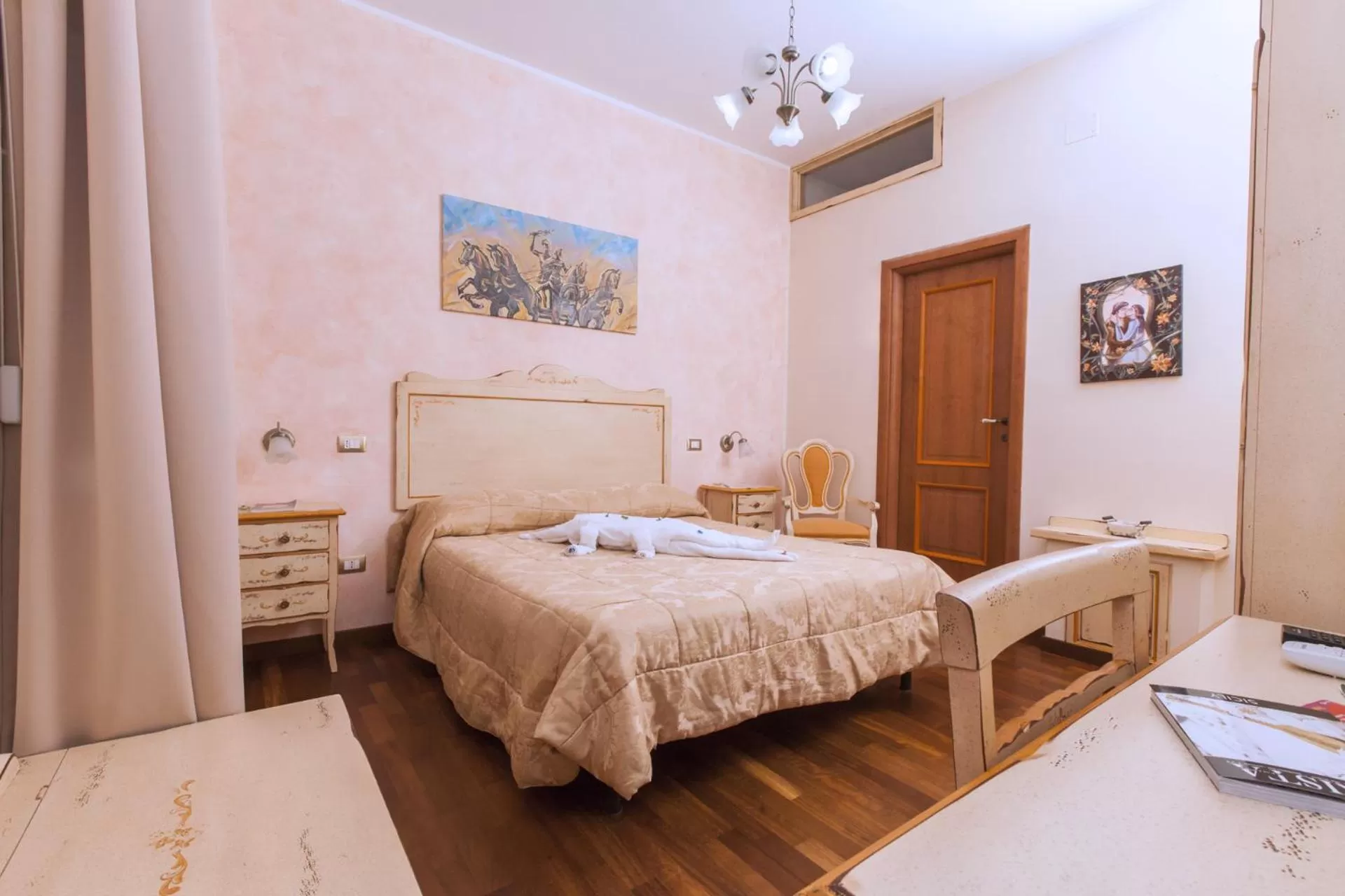 Photo of the whole room, Bed in Stupor Mundi Bed and Breakfast