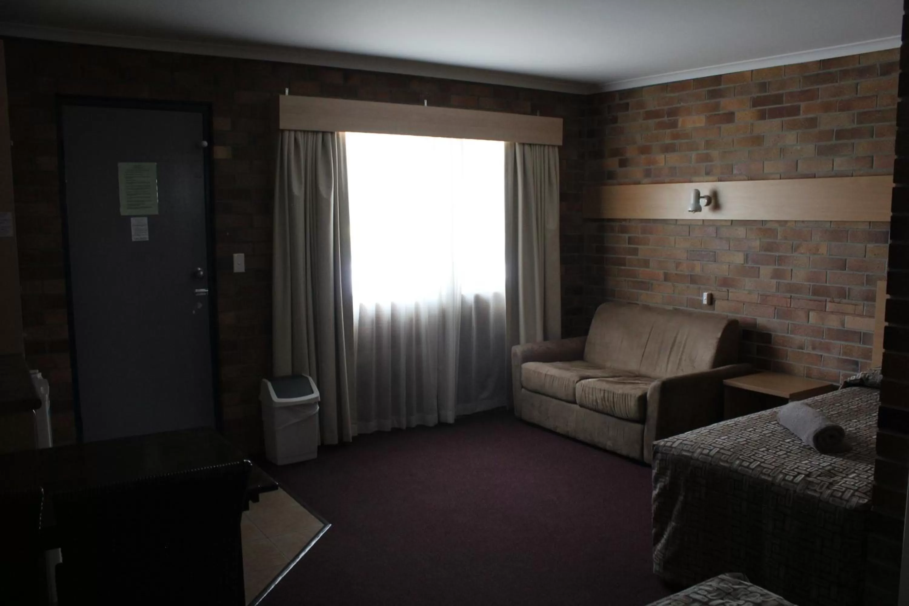 Living room, Seating Area in Tally Ho Motor Inn