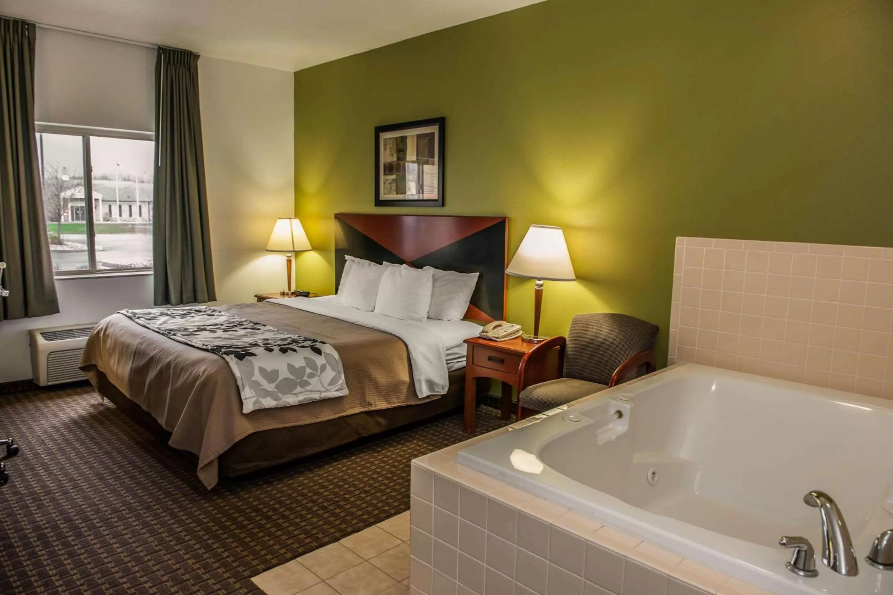 Photo of the whole room in Sleep Inn South Bend Airport