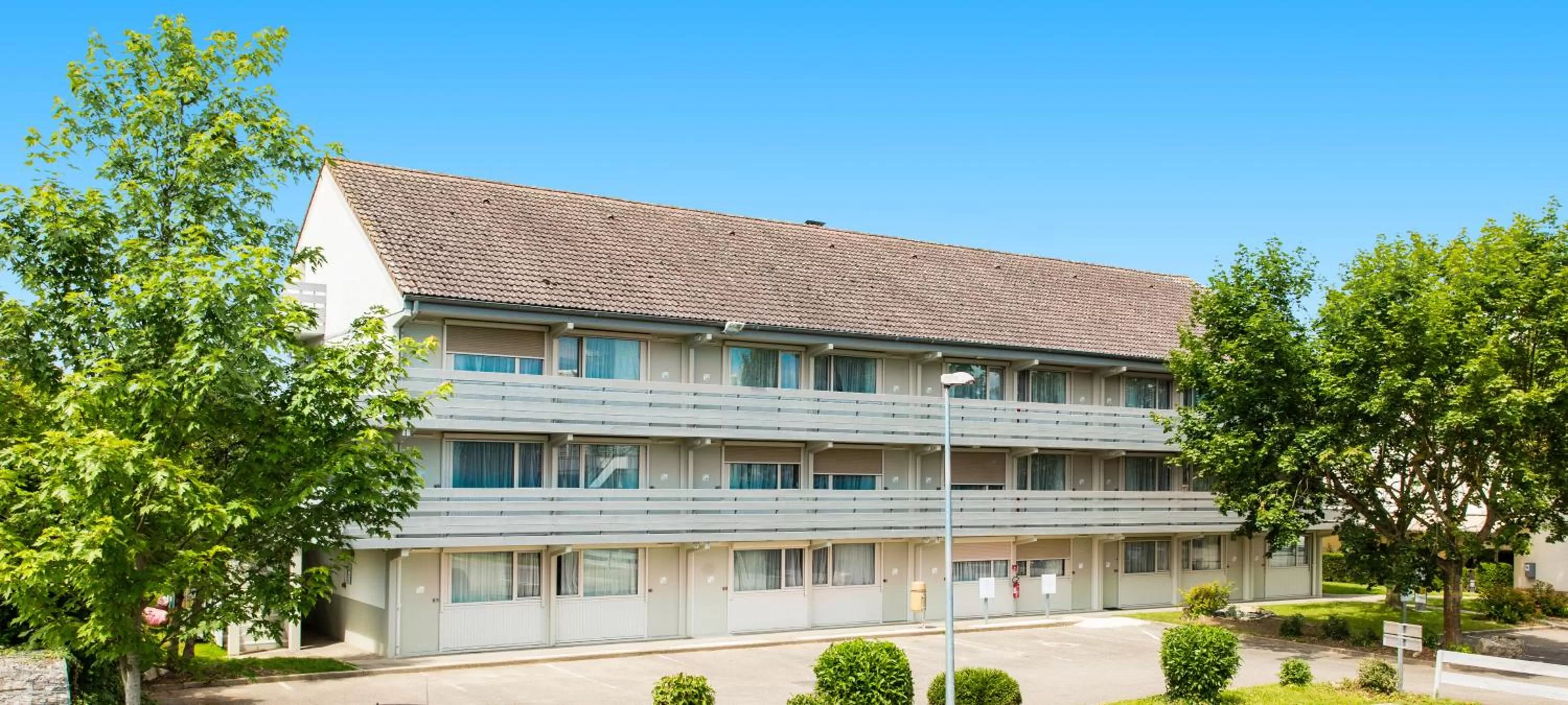 Property building in Campanile Mulhouse - Morschwiller