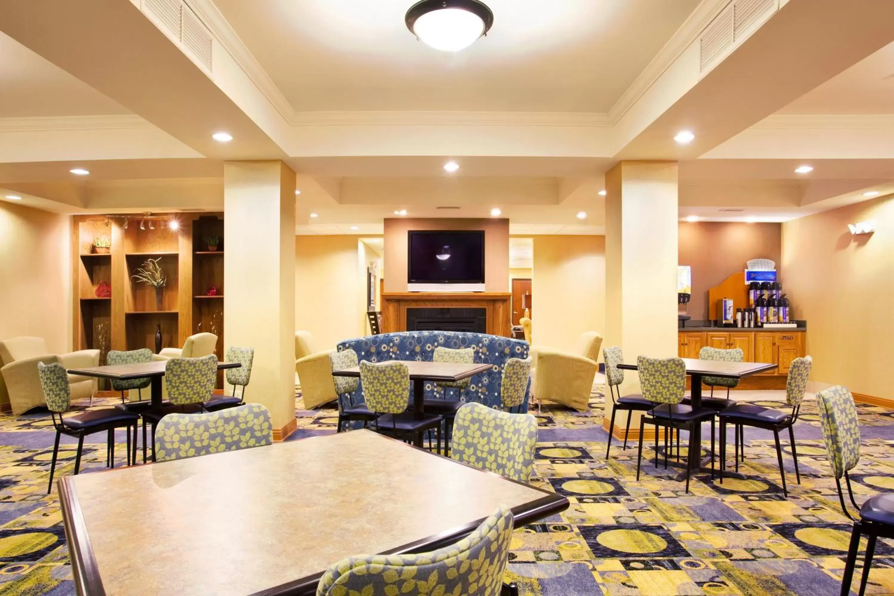 Holiday Inn Express Hotel & Suites Chicago South Lansing by IHG Holiday Inn Express Hotel & Suites Chicago South Lansing by IHG
