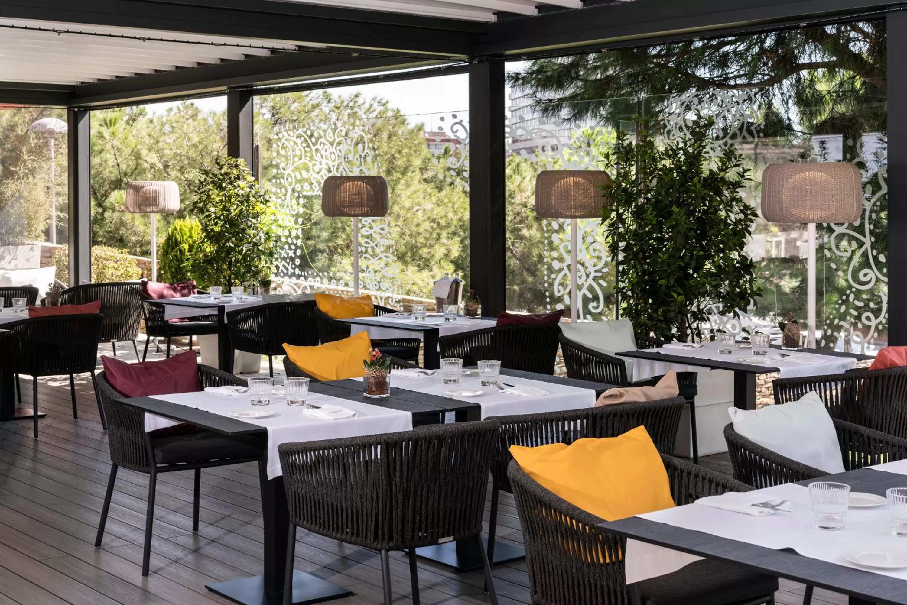 Food and drinks in Hotel Puerta America