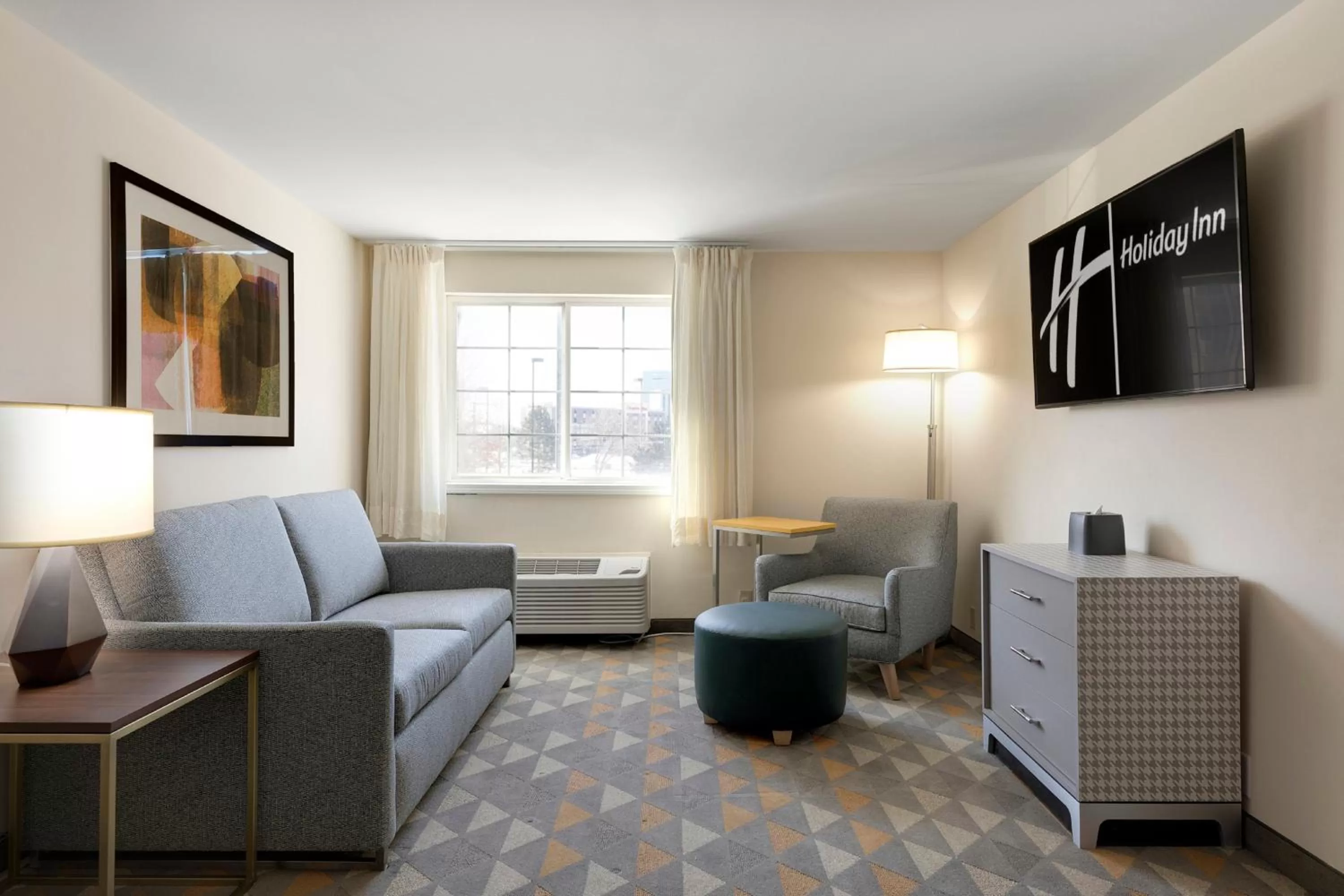 Bedroom in Holiday Inn - Bloomington W MSP Airport Area by IHG