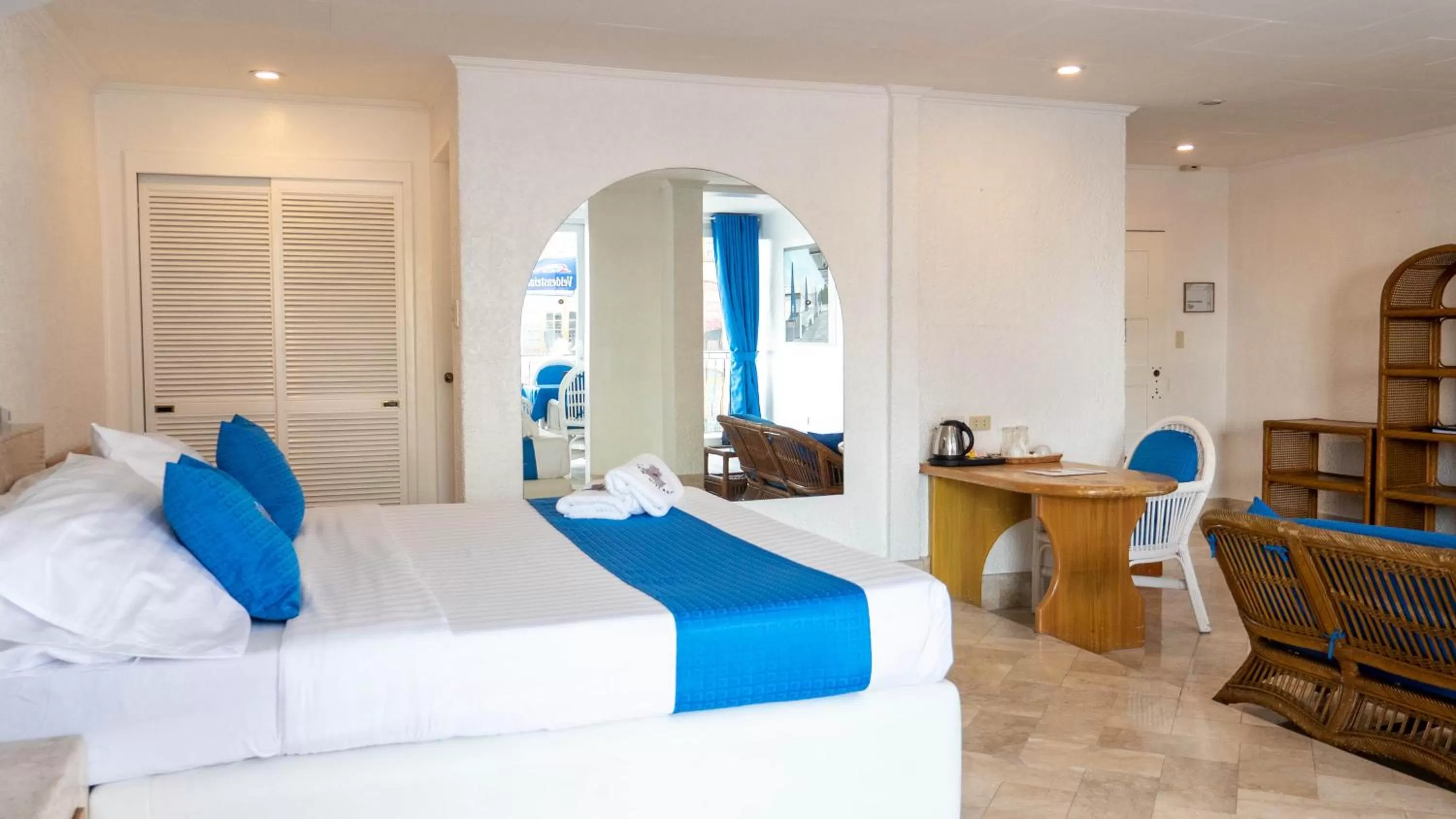 Bed in Clarkton Hotel Apartment