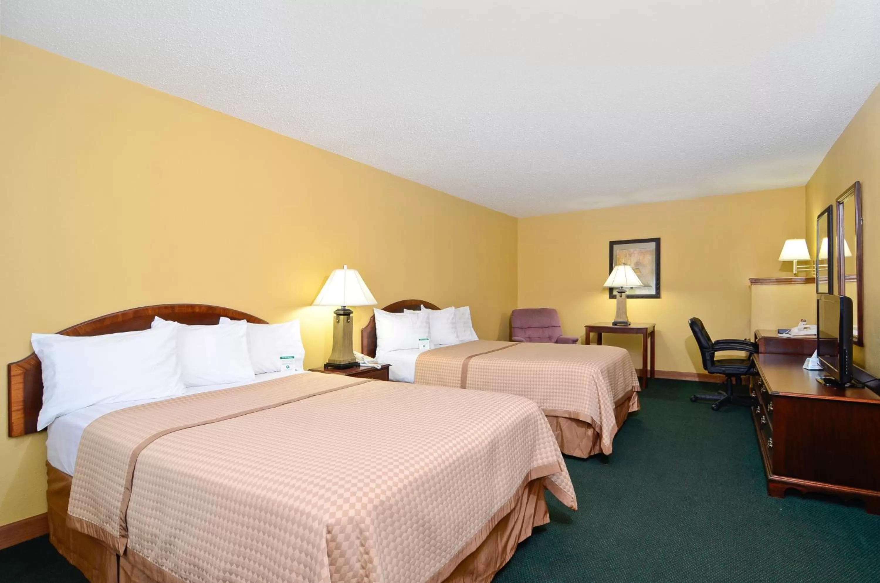 Americas Best Value Inn Iola