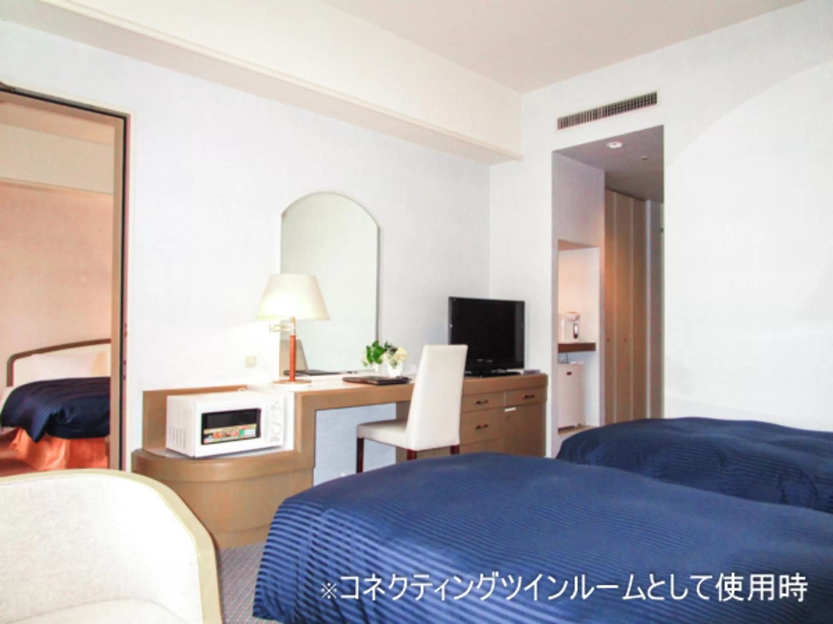 Photo of the whole room, Bed in HOTEL LiVEMAX BUDGET SAPPORO