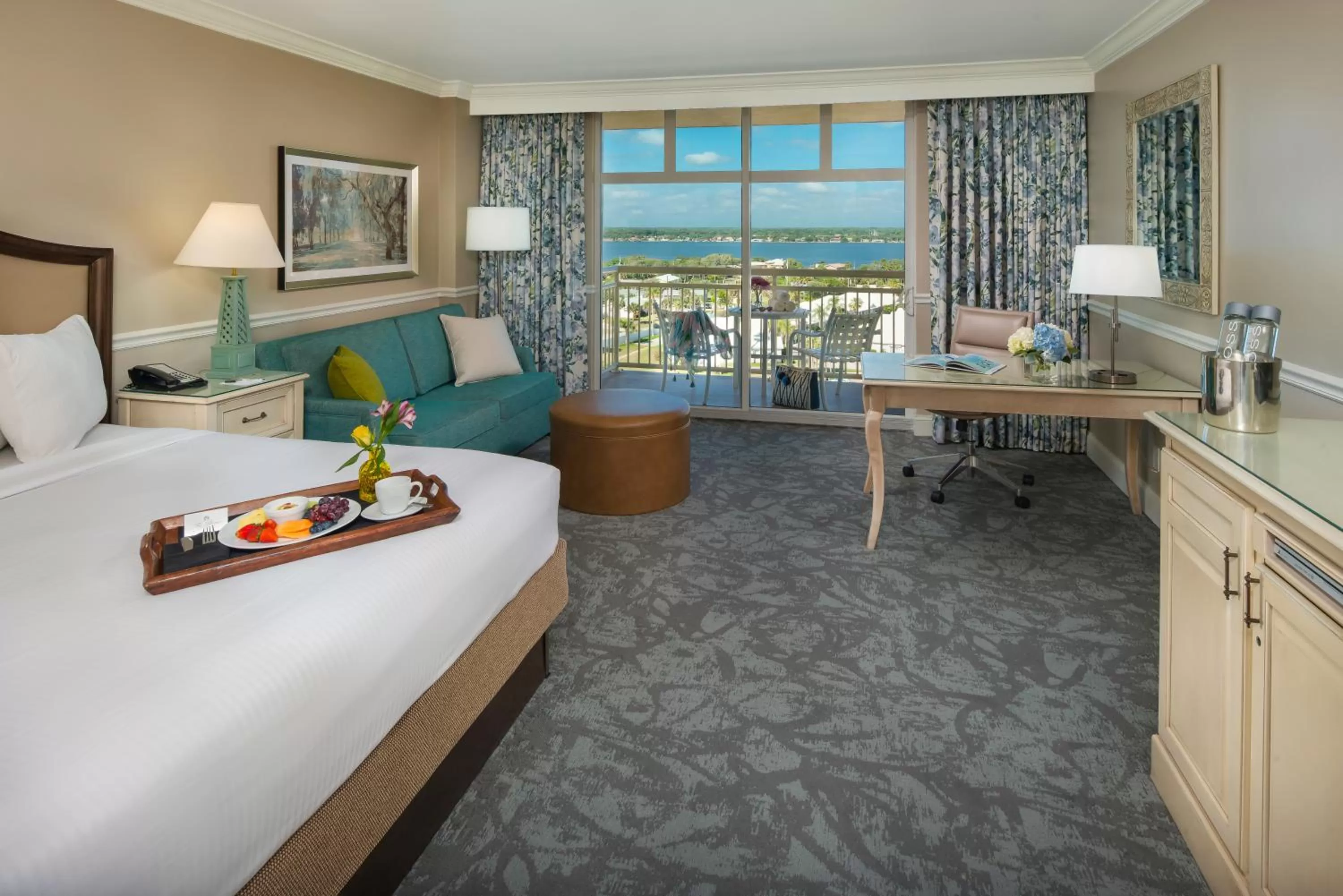 Photo of the whole room, Bed in The Shores Resort & Spa