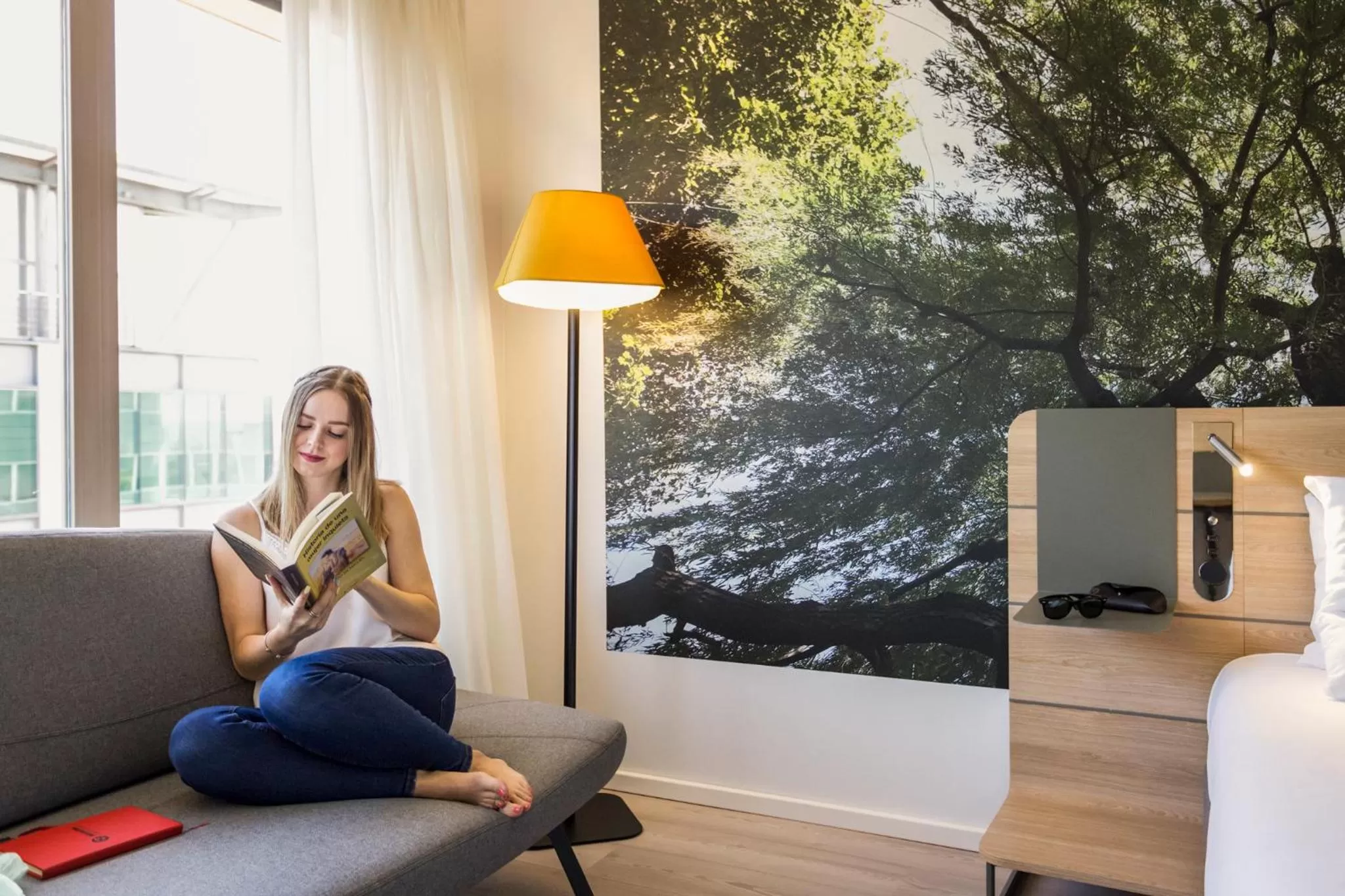 People in Novotel Campo De Las Naciones