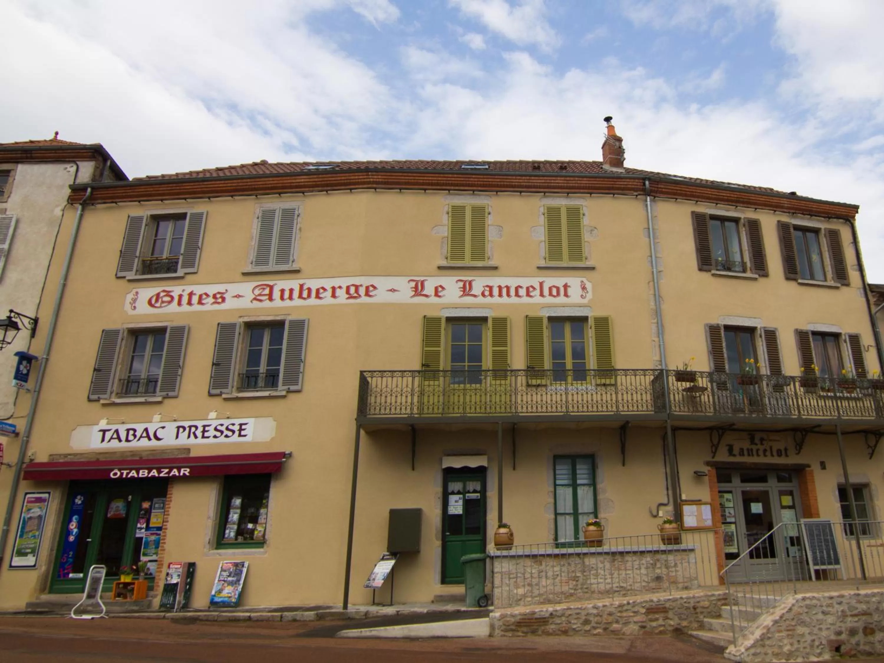 Restaurant/places to eat in Gites Le Lancelot