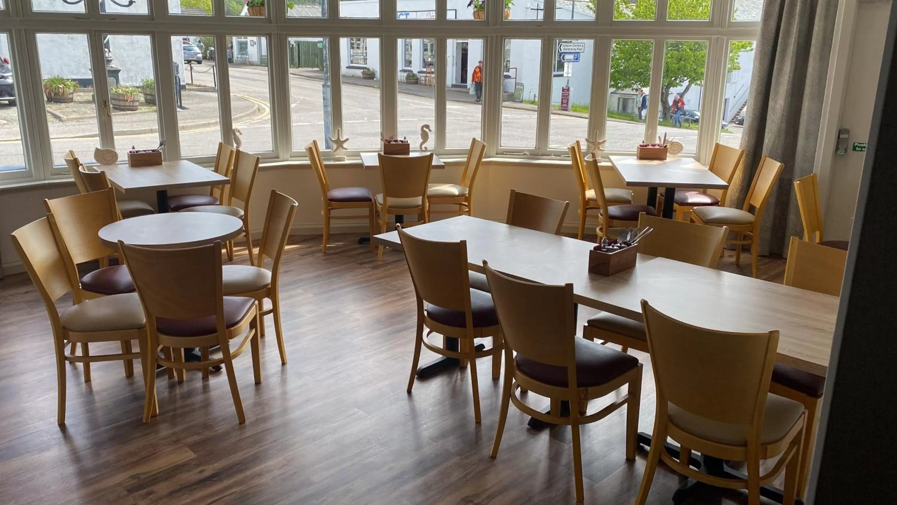 Lounge or bar in Caledonian Hotel 'A Bespoke Hotel’