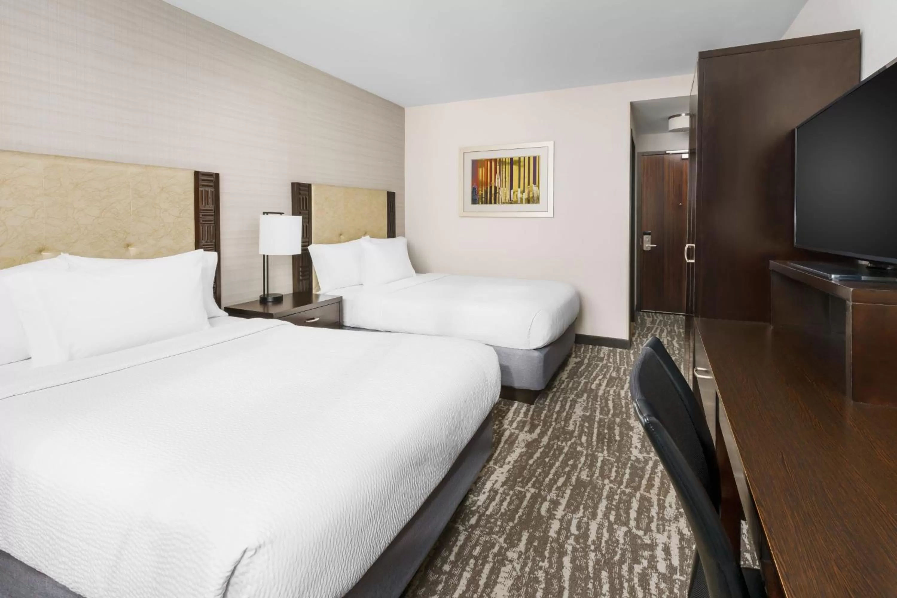 Photo of the whole room, Bed in Fairfield Inn & Suites by Marriott New York Midtown Manhattan/Penn Station