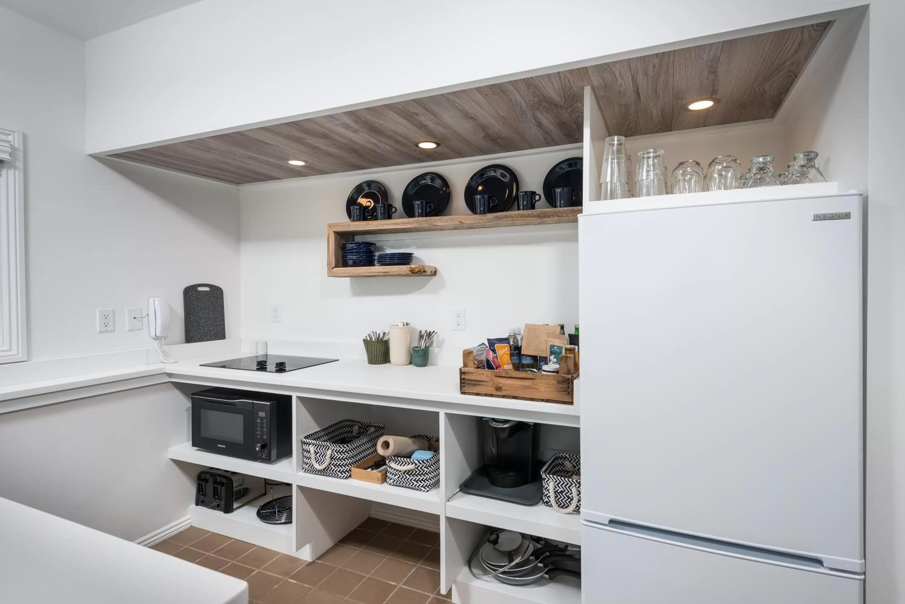 Kitchen or kitchenette, Kitchen/Kitchenette in ViewPoint Hotel