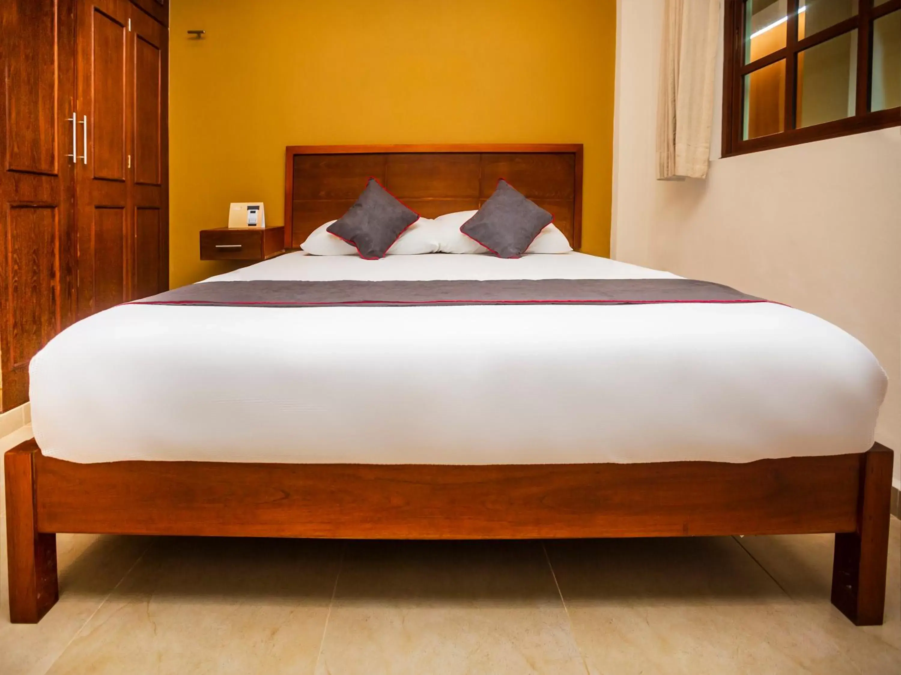 Bedroom, Bed in Hotel Beach Don Gonzalo Bedroom, Bed in Hotel Beach Don Gonzalo