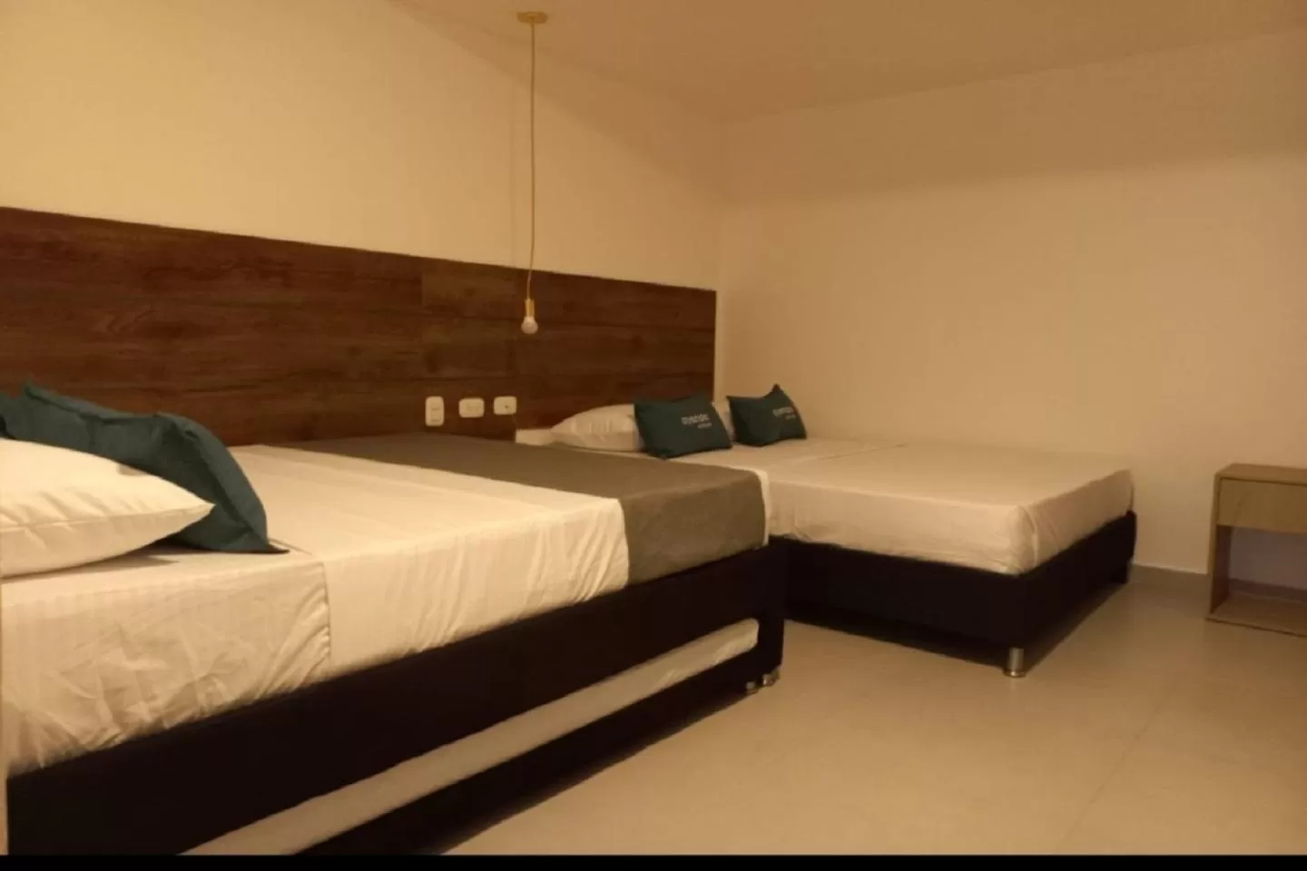 Bed in Hotel Colombia Avenida