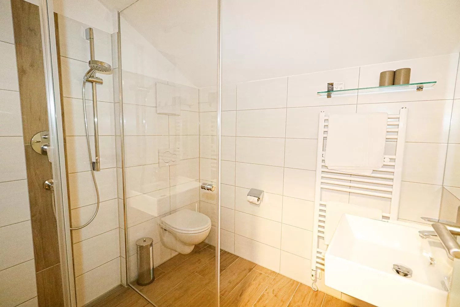 Bathroom in Pension Café Maier