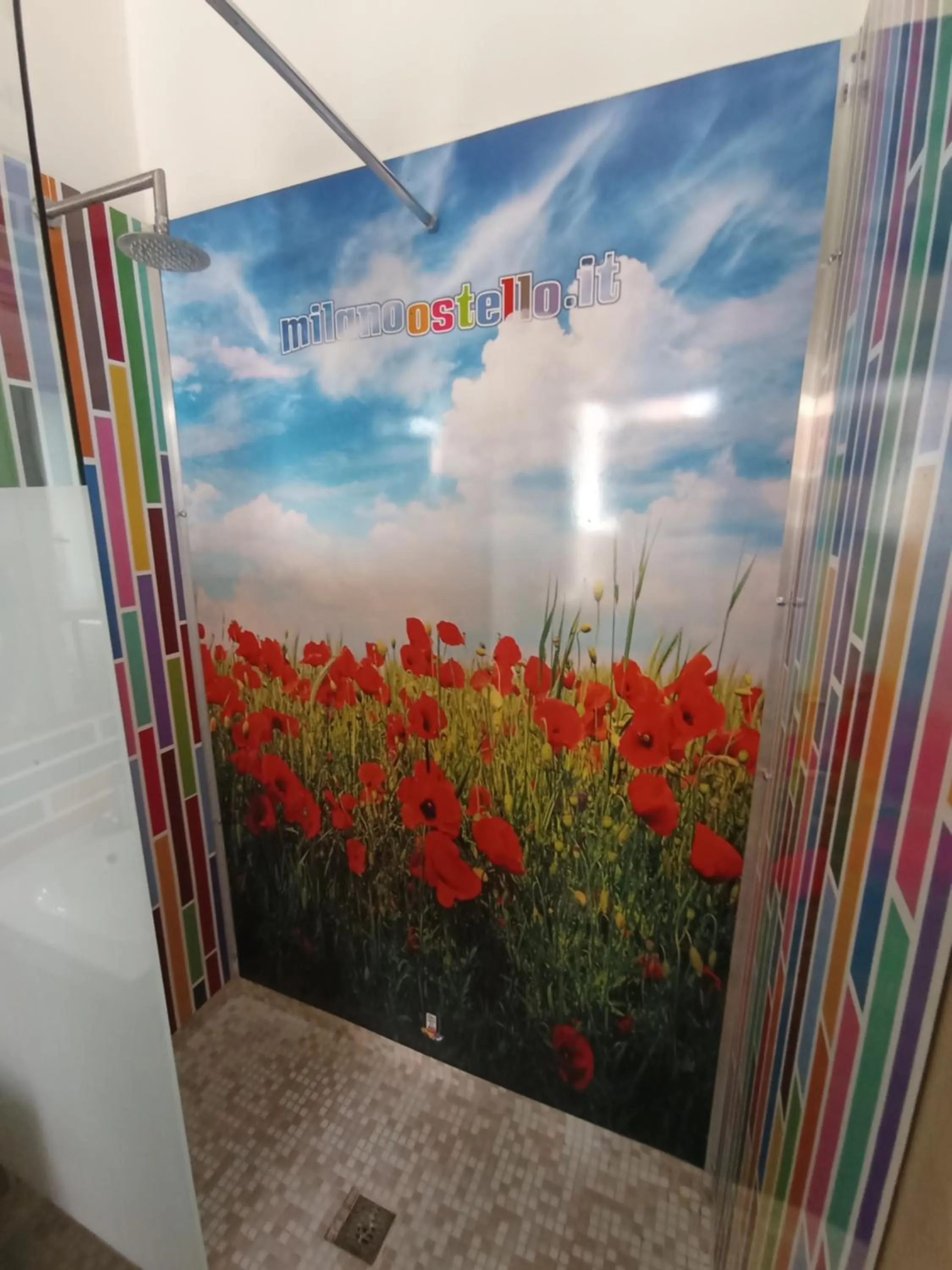 Shower in Milano Ostello