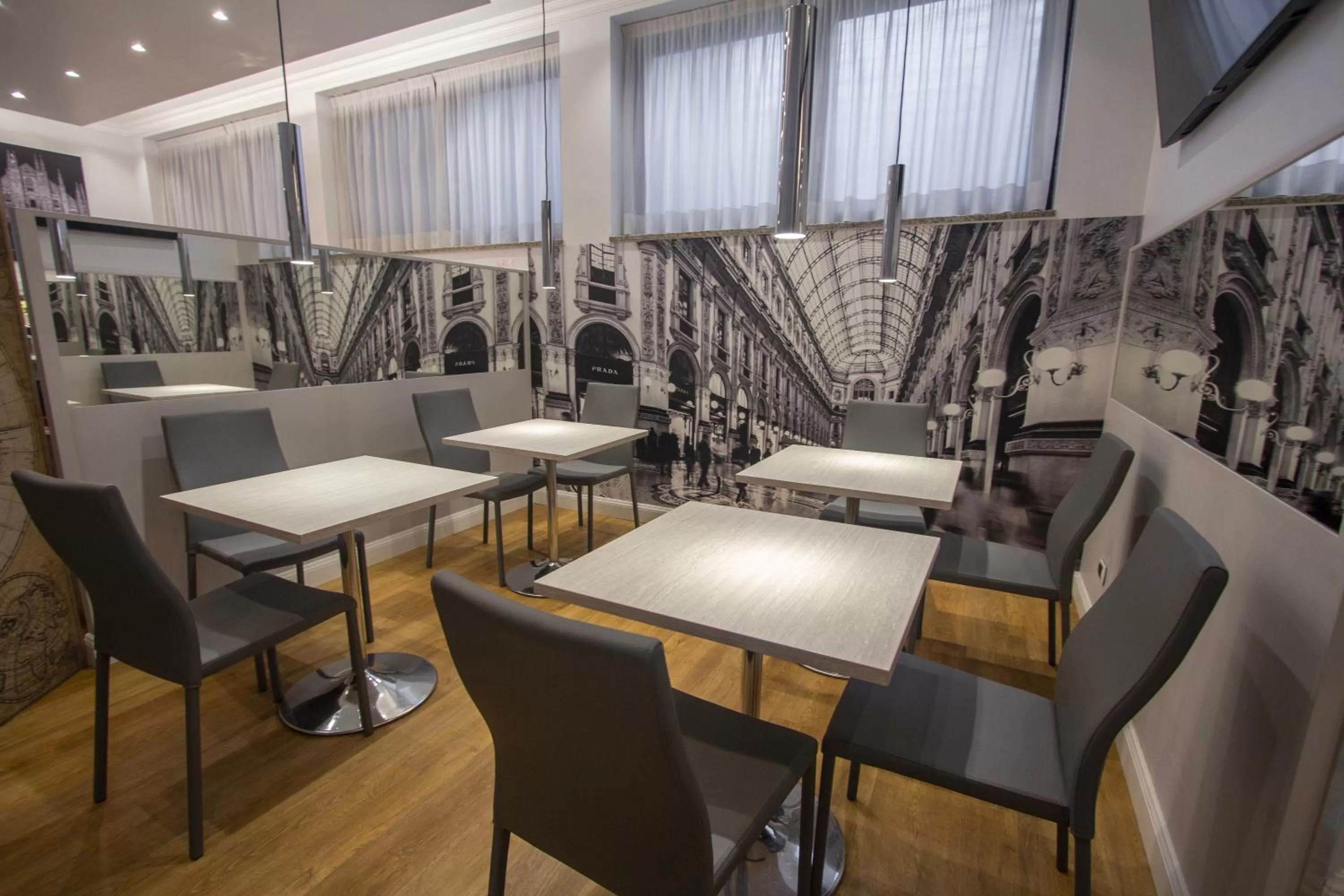 Breakfast in Hotel Flora