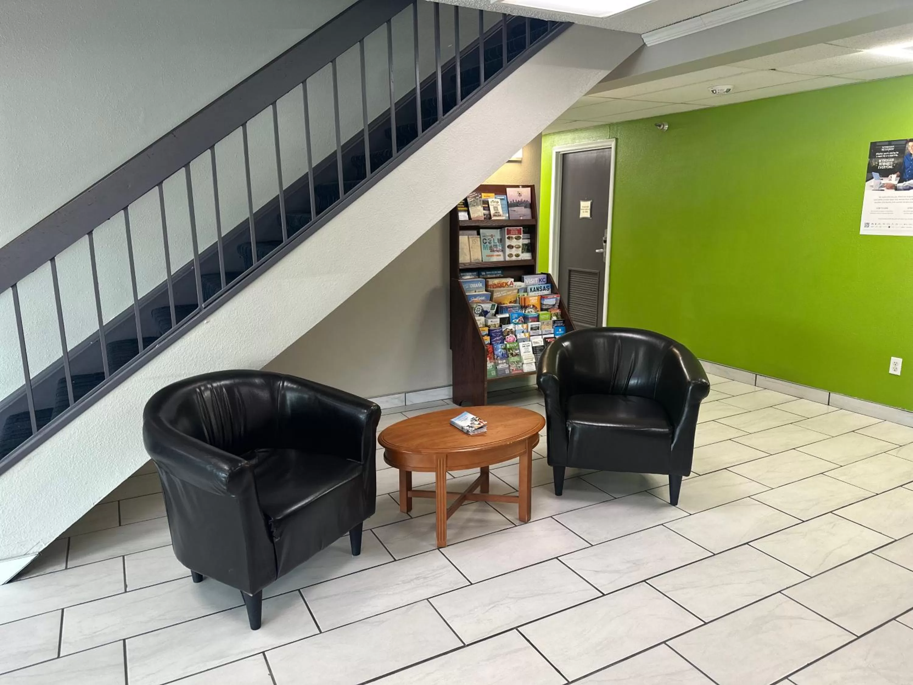 Lobby or reception in La Quinta Inn by Wyndham Omaha Southwest