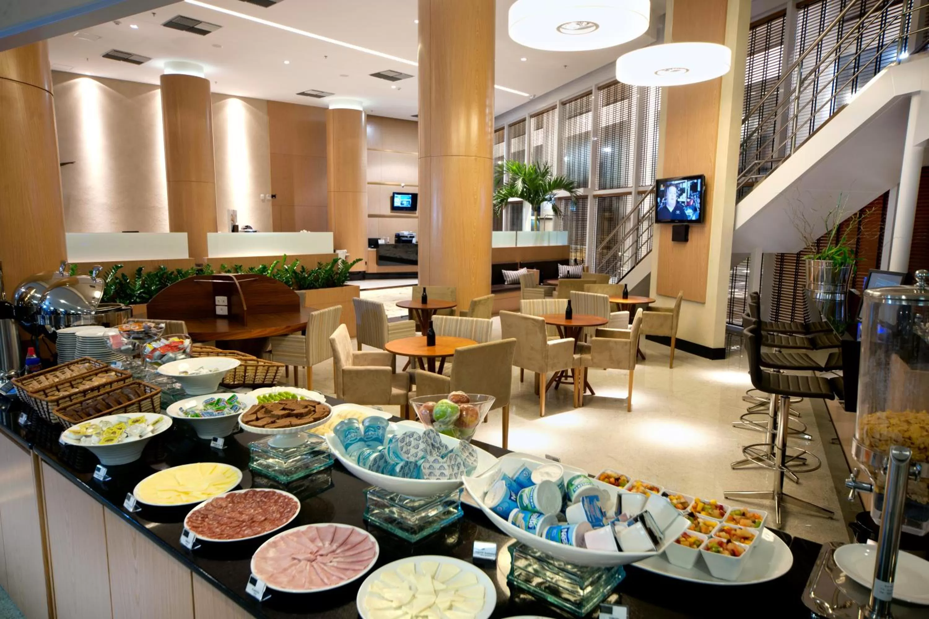 Restaurant/places to eat in Quality Hotel Vitória