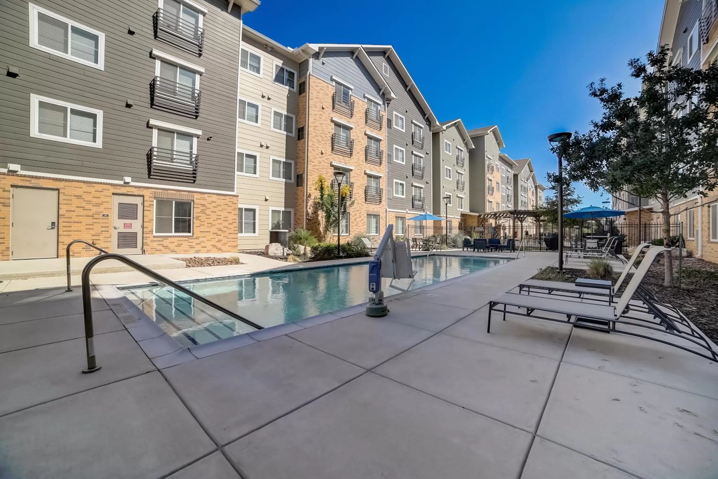 Balcony/Terrace, Swimming Pool in WaterWalk San Antonio at The Rim
