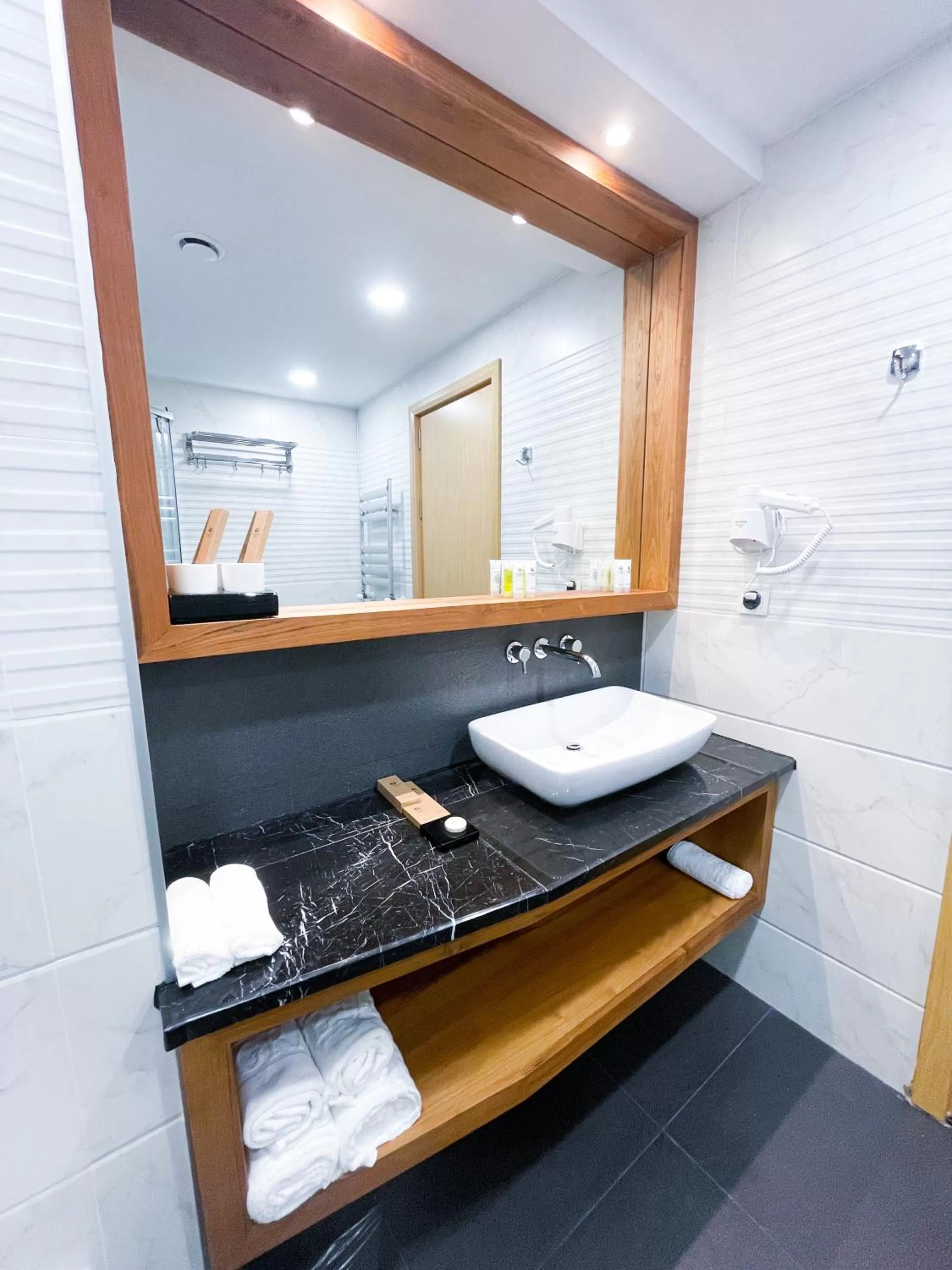 Bathroom in Grand Opera Hotel